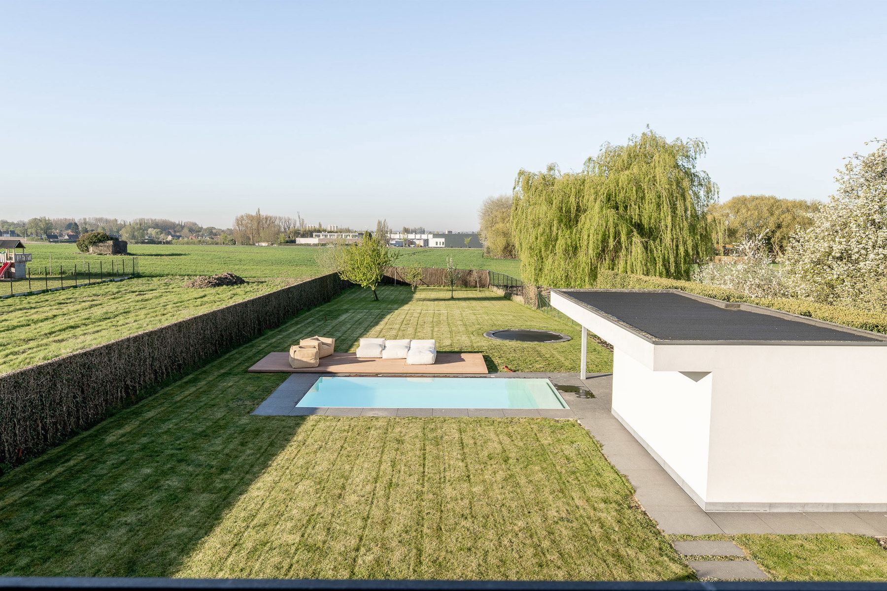 Unieke eigentijdse villa met zwembad foto 25