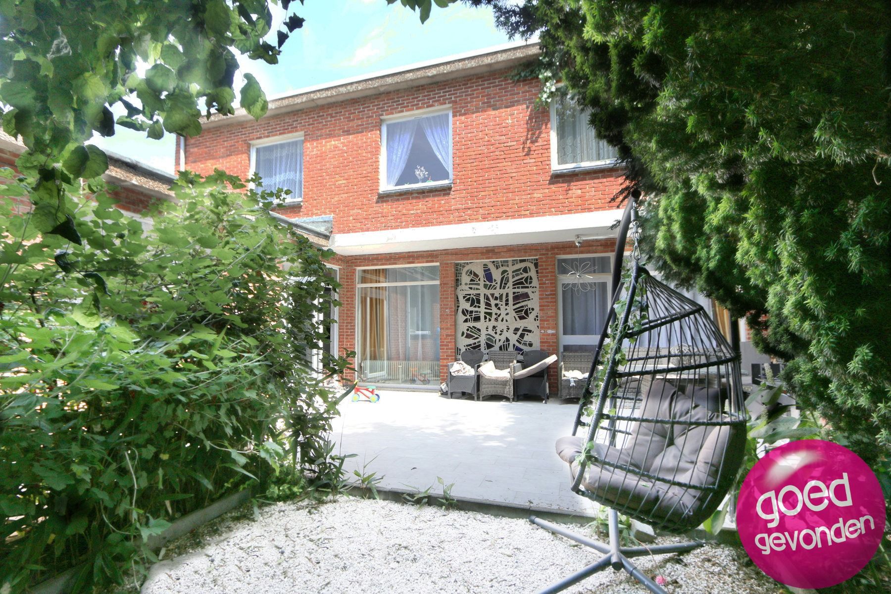 WONING - 4 SLK - 2 LIVINGS - STADSTUIN - TERRAS - GARAGE foto 13