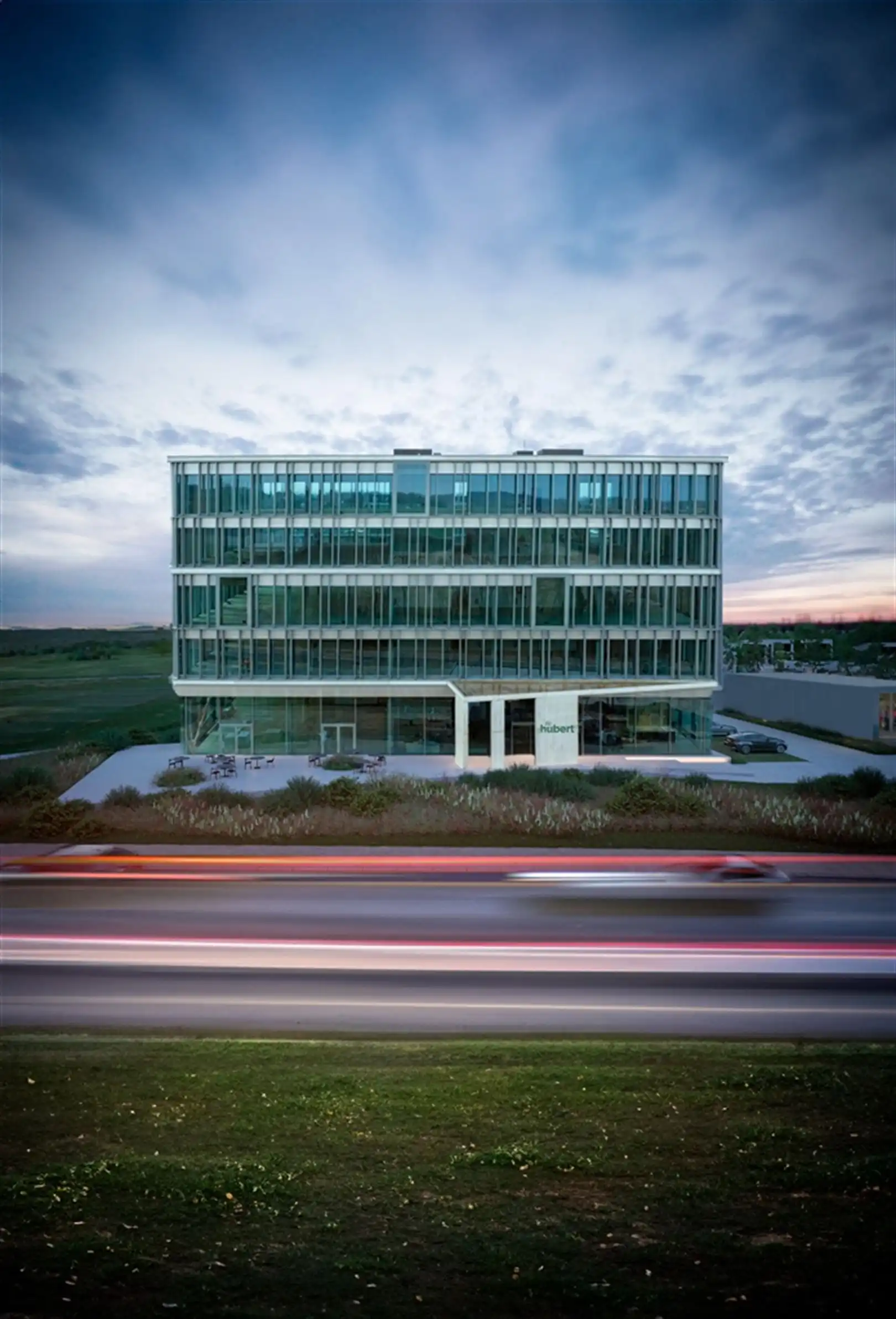 THE HUBERT nieuwbouw van 200m² tot 3.335m² in Zaventem foto 9