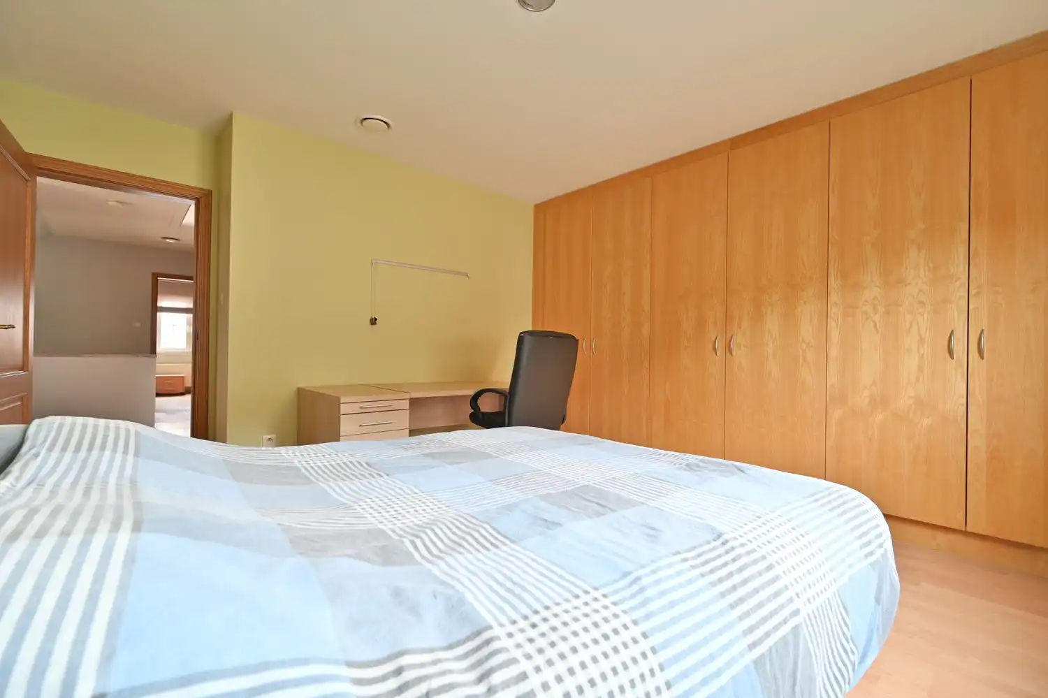 Charmante villa met orangerie en&nbsp;zwembad op een steenworp van Maastricht foto 27