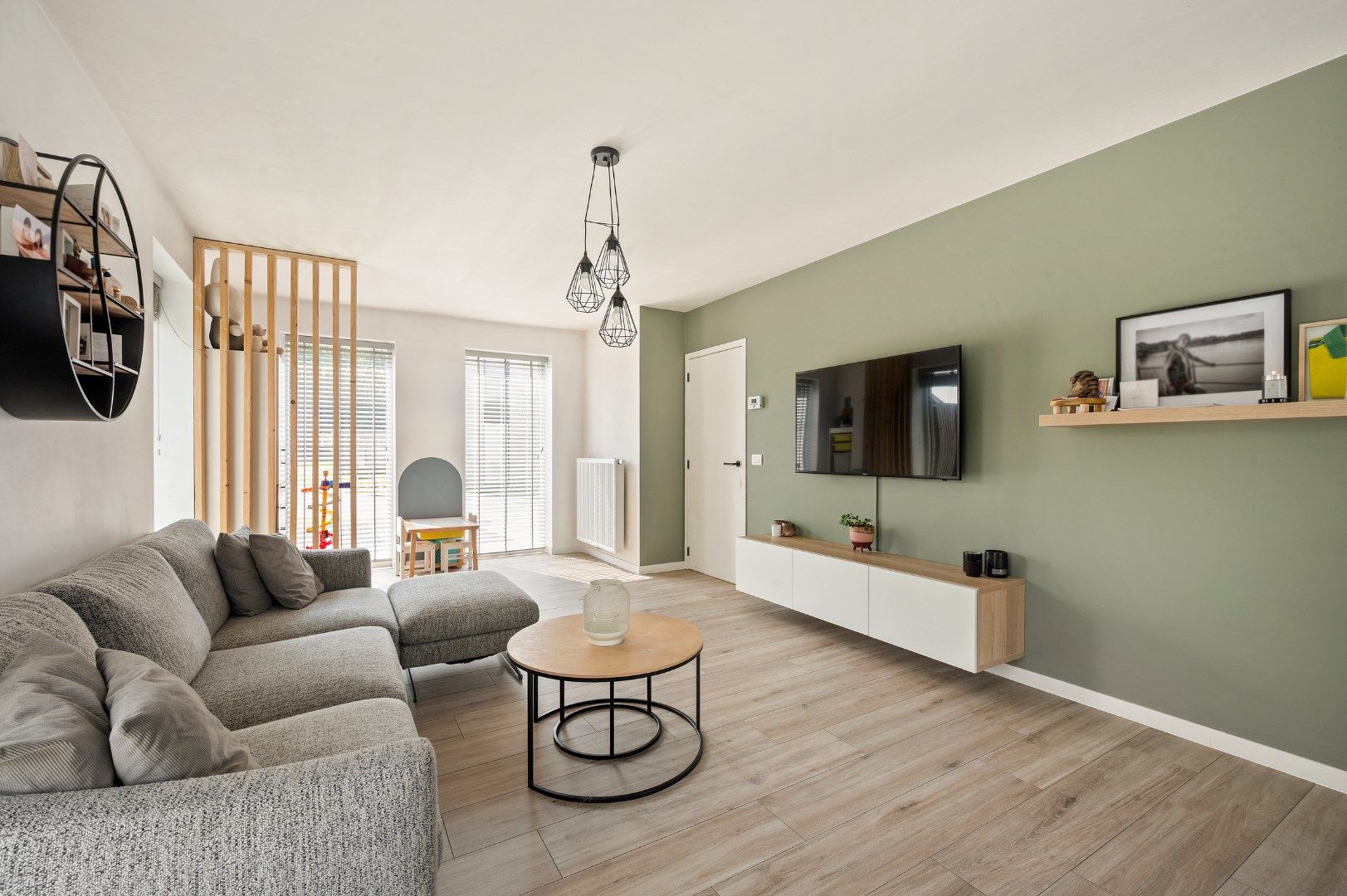 HALFOPEN NIEUWBOUWWONING MET 3 SLPKS, TUIN EN EPC LABEL A foto 6