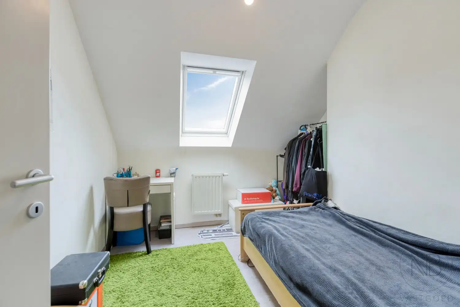 Ruim duplex appartement met 3 slaapkamers en groot terras in hartje Zutendaal foto 17