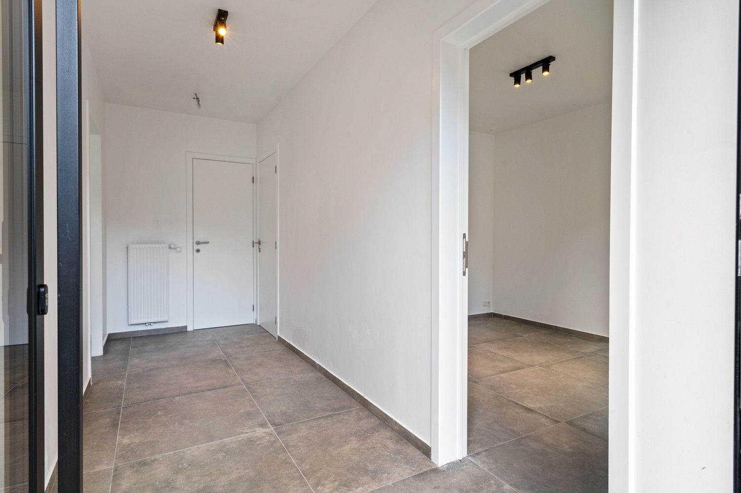 Halfopen nieuwbouwwoning met 3 à 4 SLPKS en grote tuin in Kapellen! foto 5