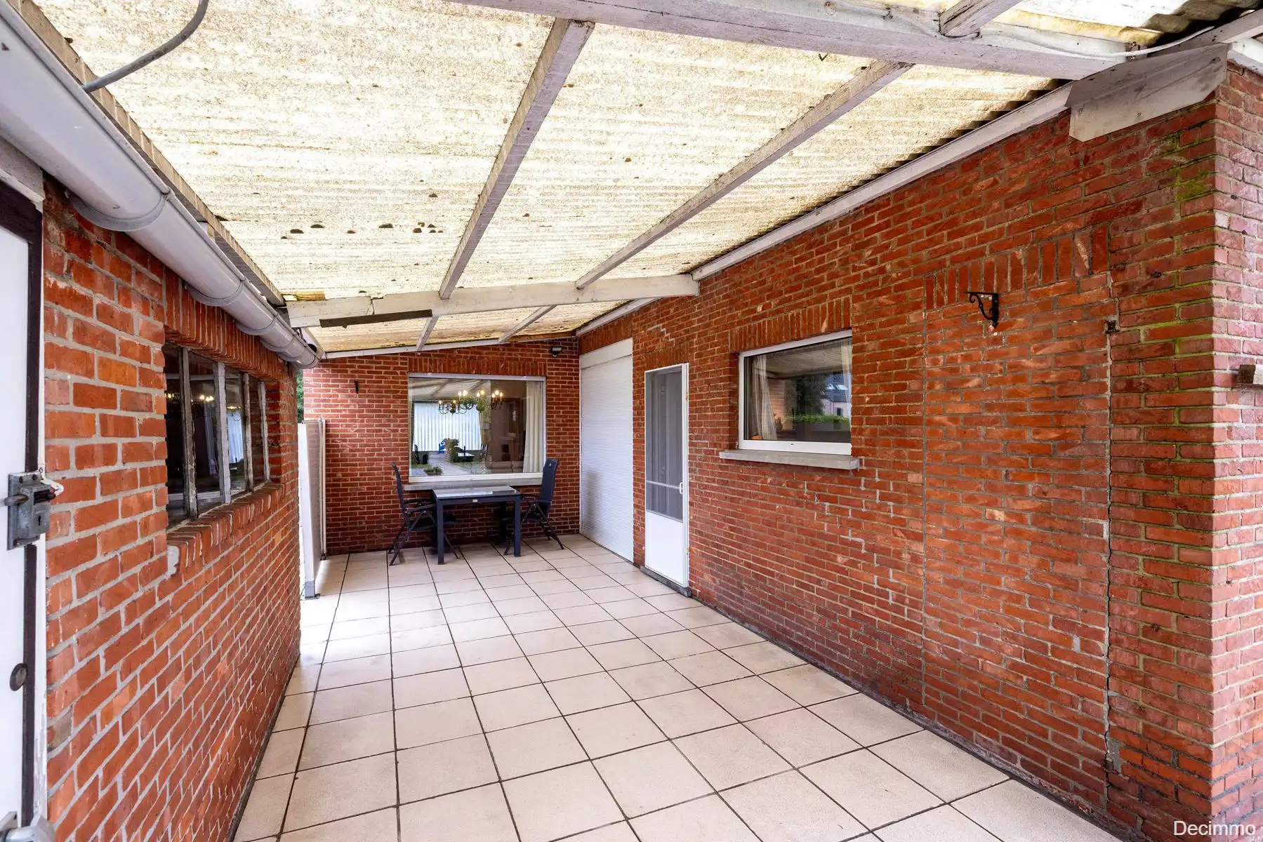 Op te frissen gezinswoning gelegen op rustige locatie foto 26