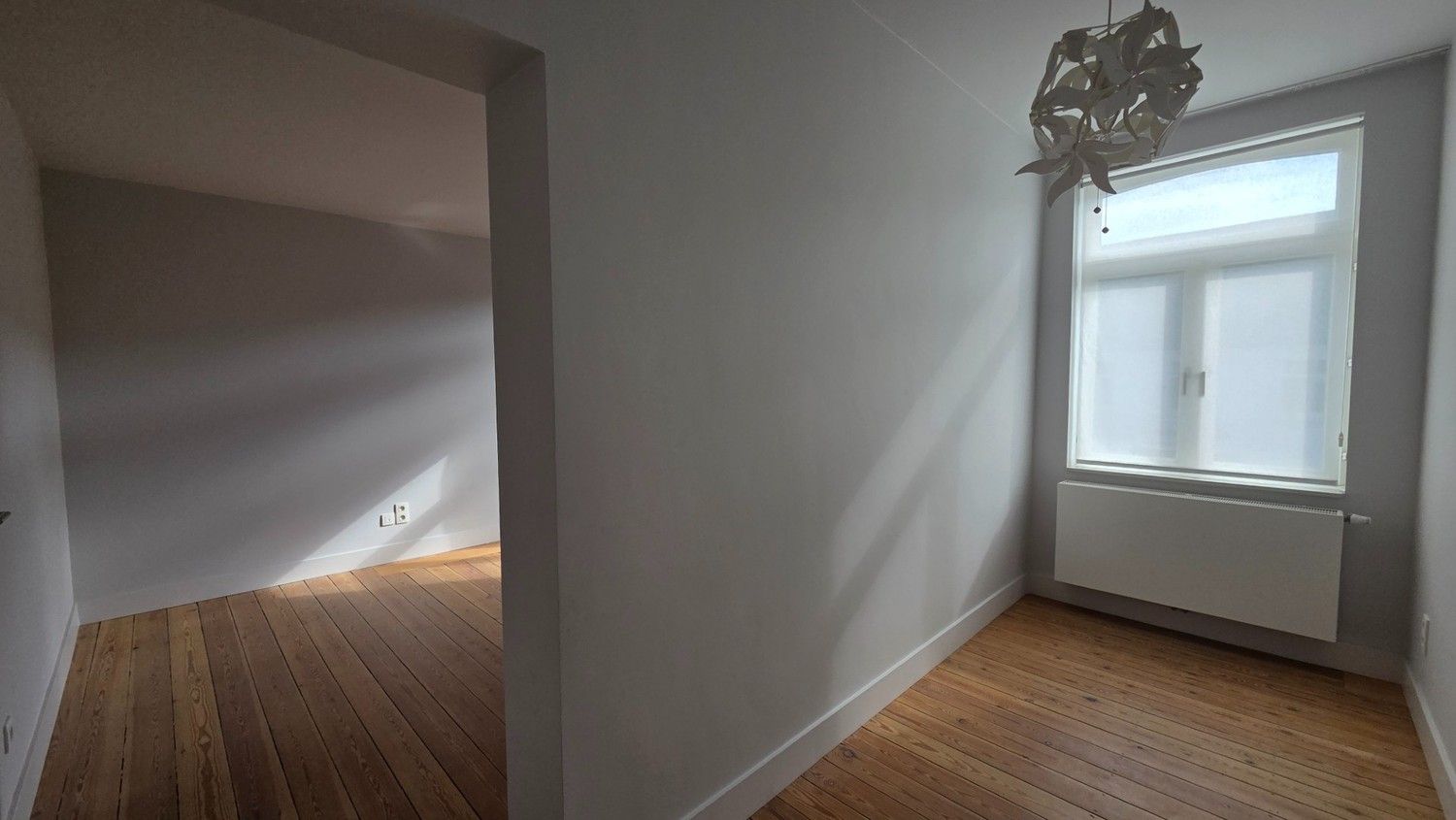 PRACHTIGE STADSWONING MET 2 SLAAPKAMERS EN TUIN foto 15