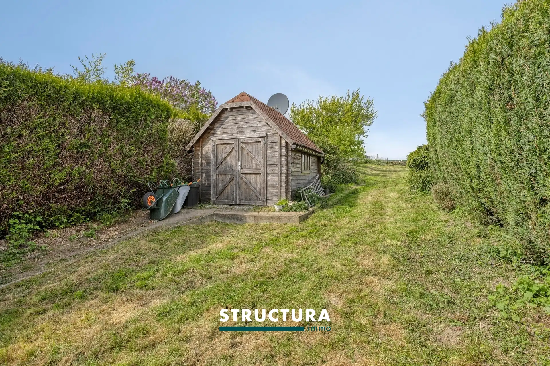Instapklare gezinswoning met open zicht foto 10