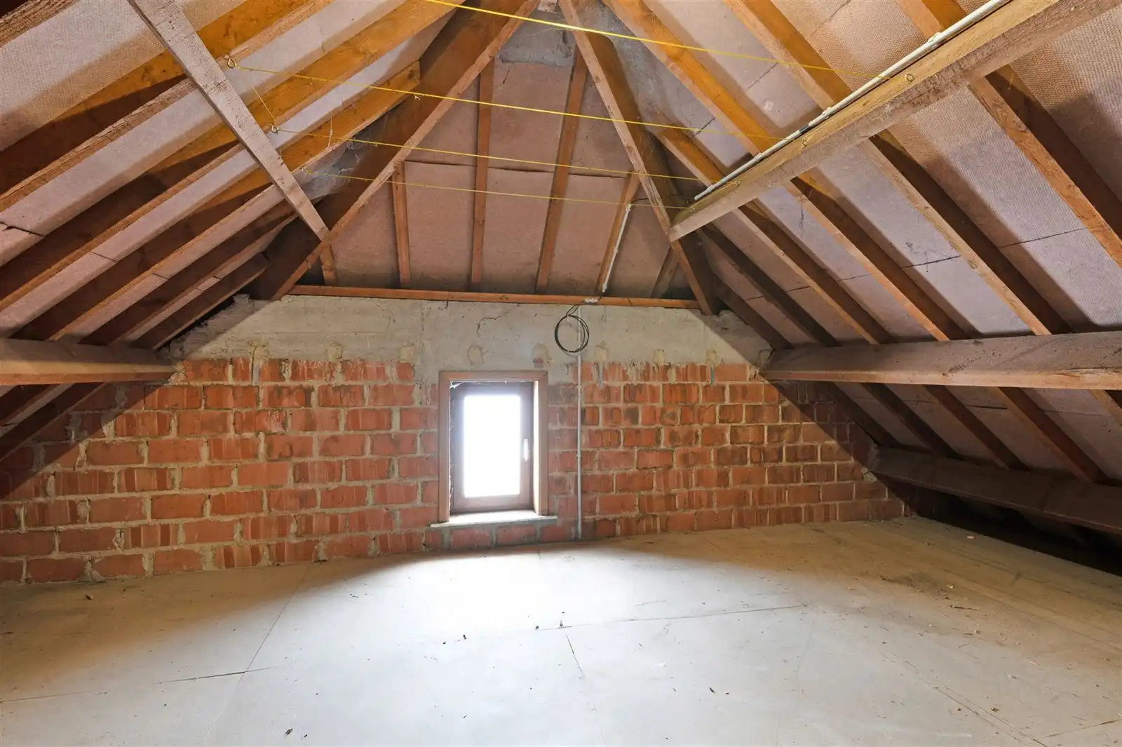 Landelijk gelegen gezinswoning met tuin op 12are30 foto 17