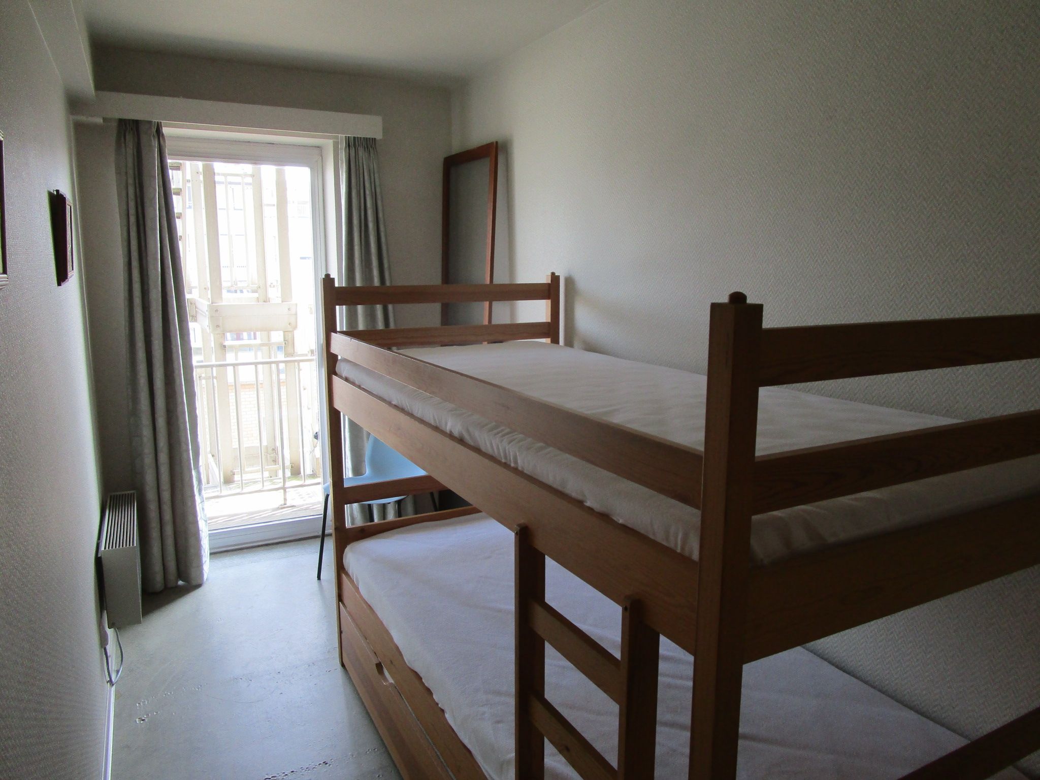 Ruim centraal gelegen app. 2 slaapkamers frontaal zeezicht + ruim terras foto 15