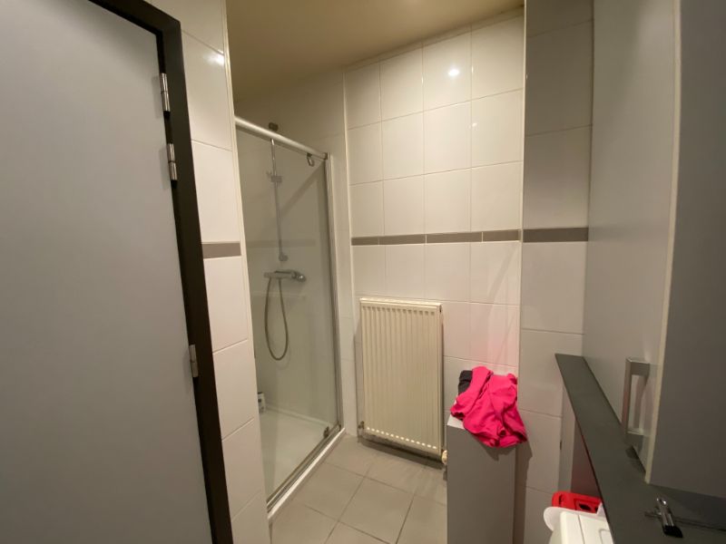 Project handelsgelijkvloers + 5 autostnpl + appartement + studio centrum Geel foto 21