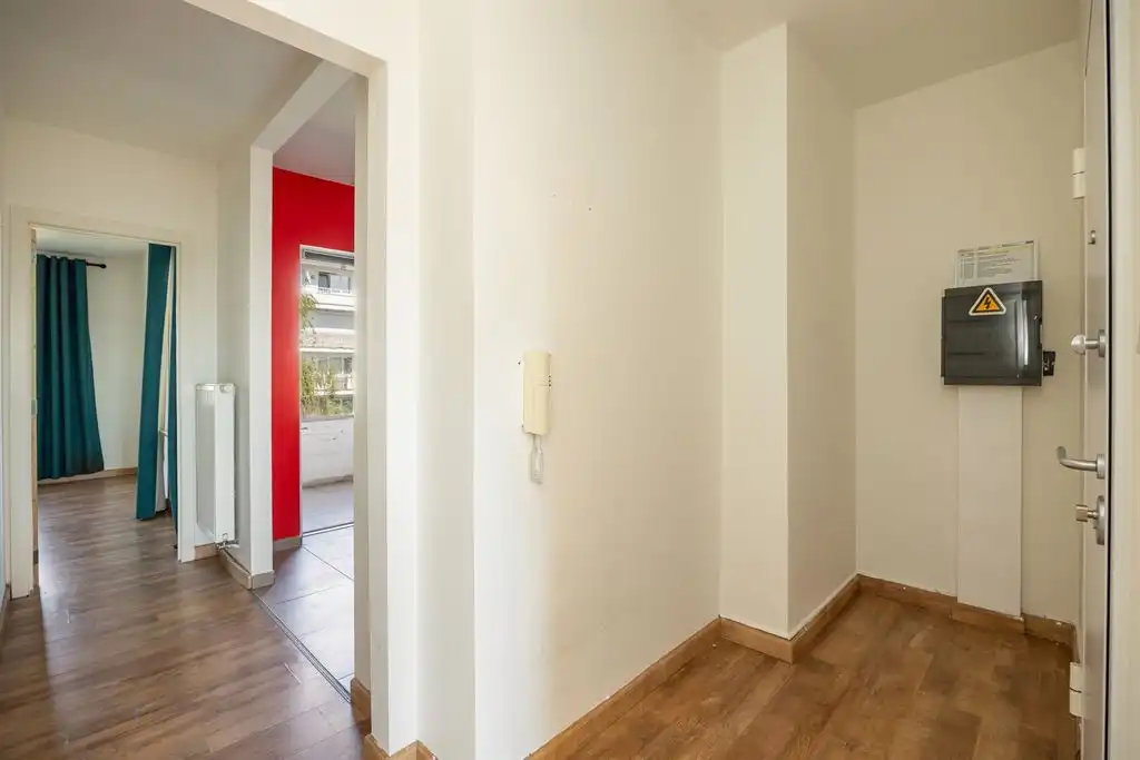 Instapklaar appartement met terras foto 10