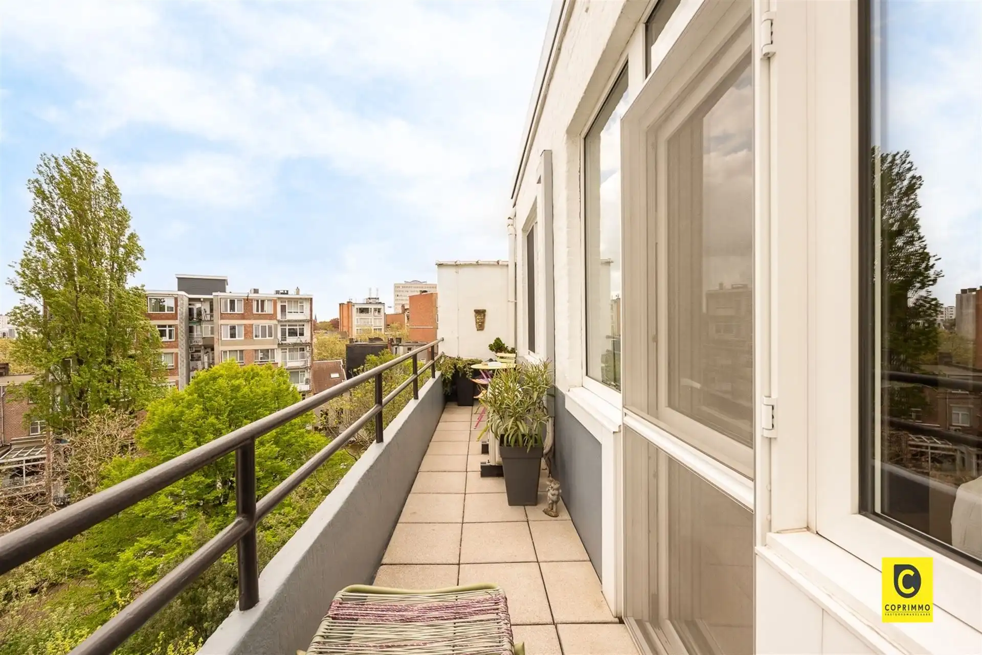 Charmant 3slpk dakappartement met terras en P foto 11