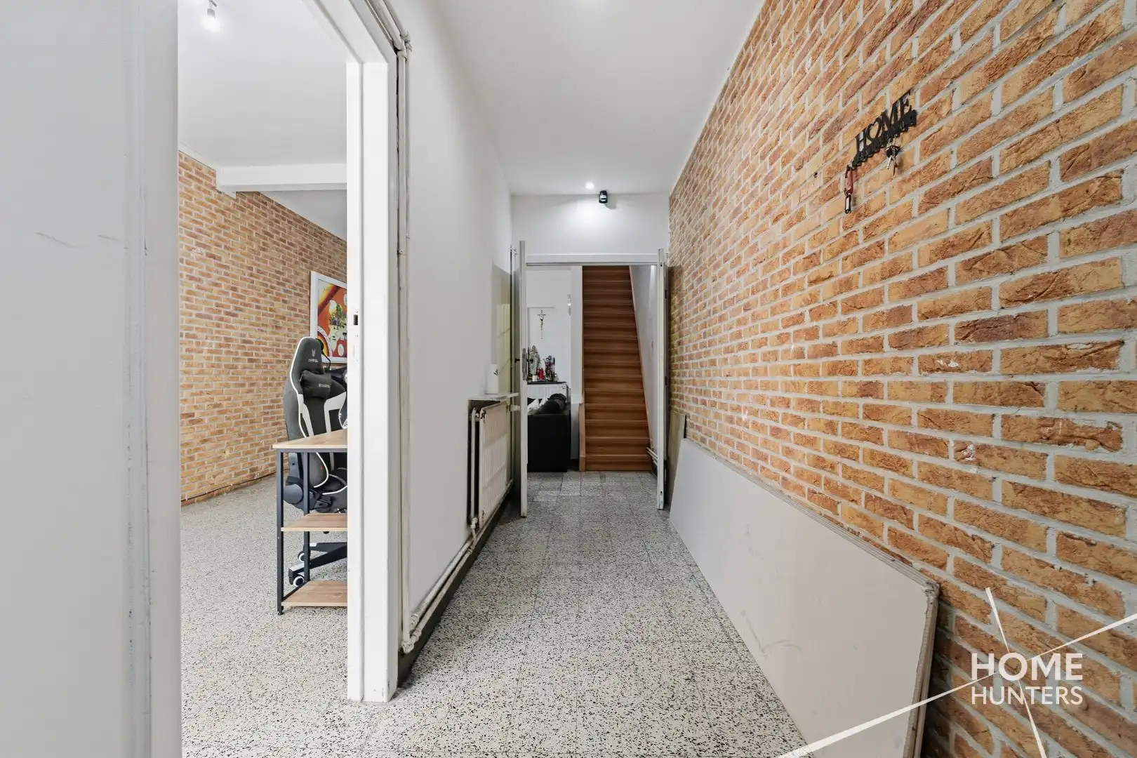 Ruime stadswoning met 4 slaapkamers aan de voet van de Ieperse vestingen foto 3
