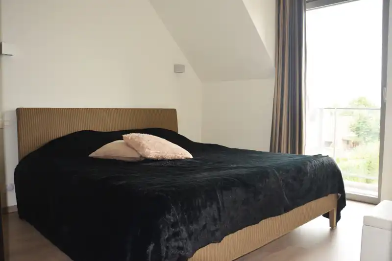 Prachtig recent appartement met afgesloten garage te huur in Anzegem foto 9