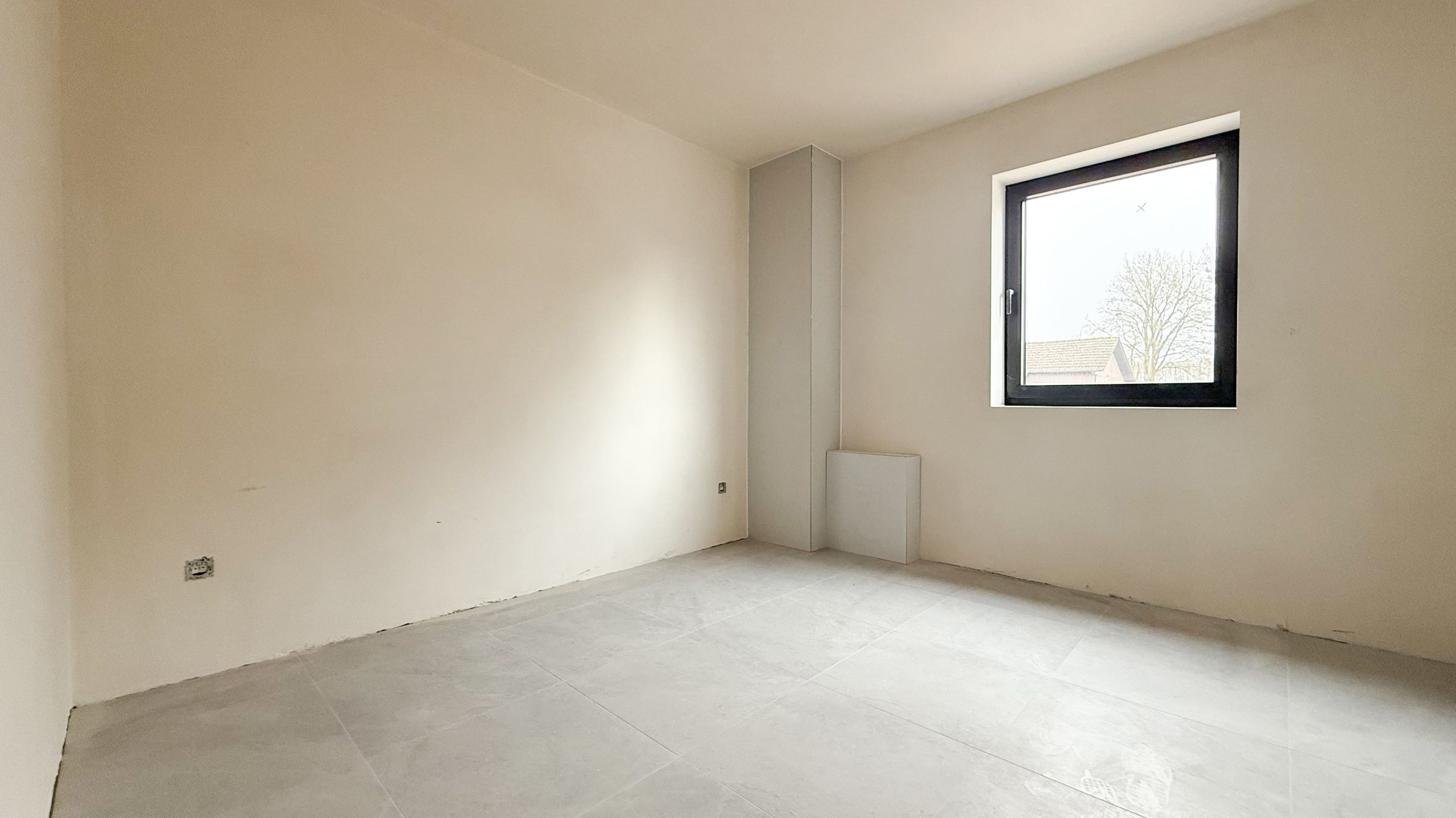 Goed gelegen recente nieuwbouwwoning met 3 slpkm en tuin! foto 17