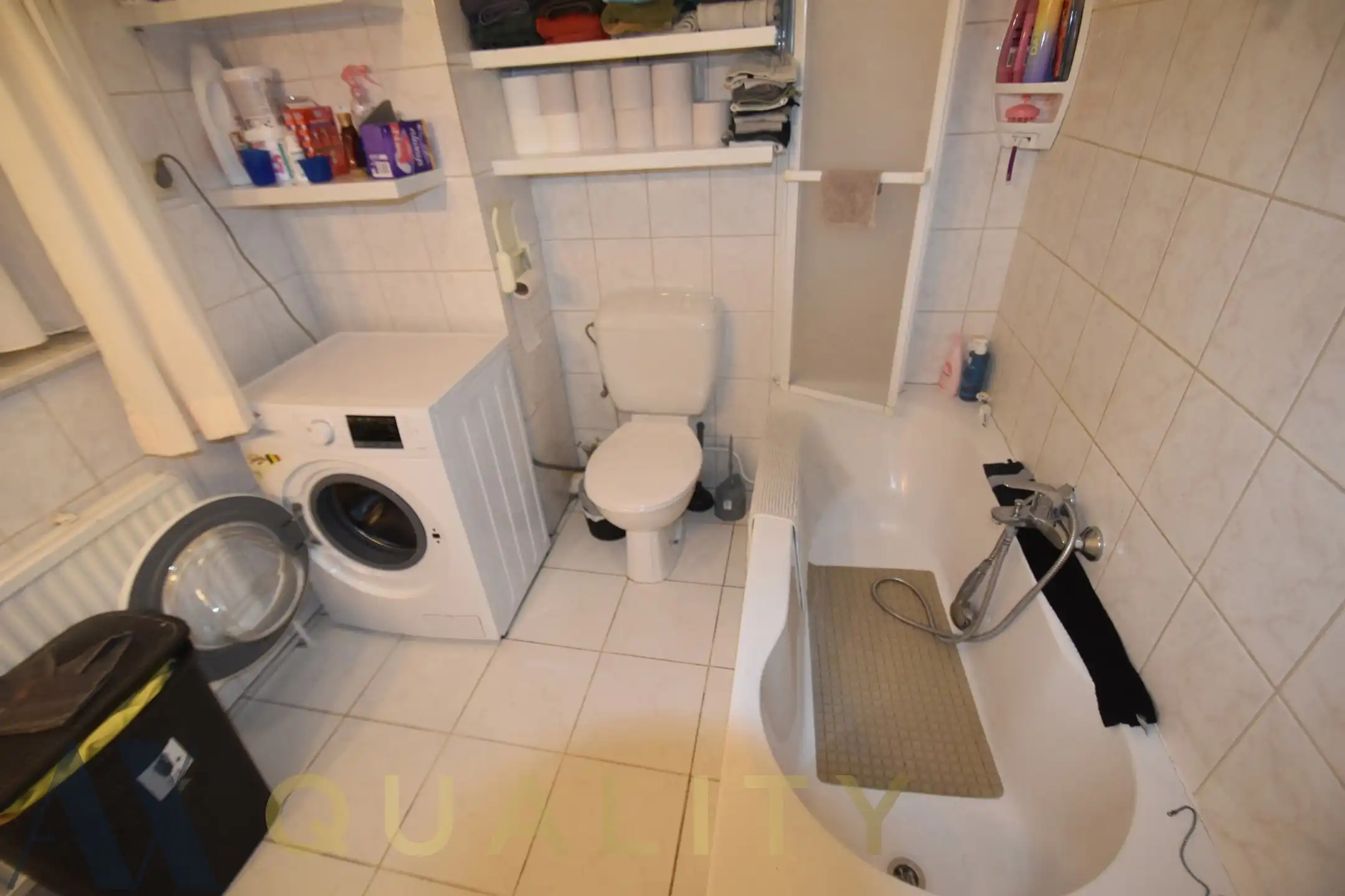 Rustig gel. 2 slpk.appt. (95 m²) met overdekt terras en kelder foto 10