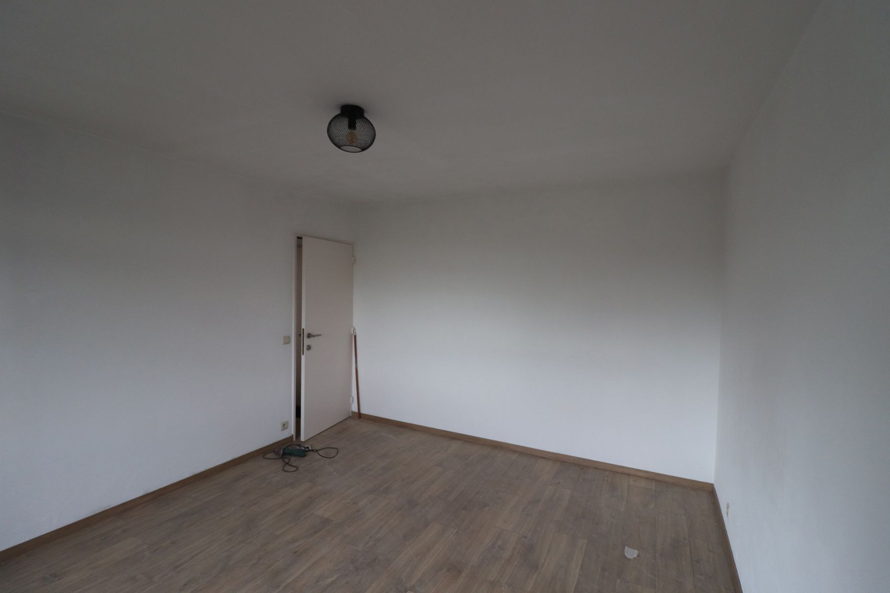 Recent gerenoveerd dakappartement met balkon, terras en garage. foto 9