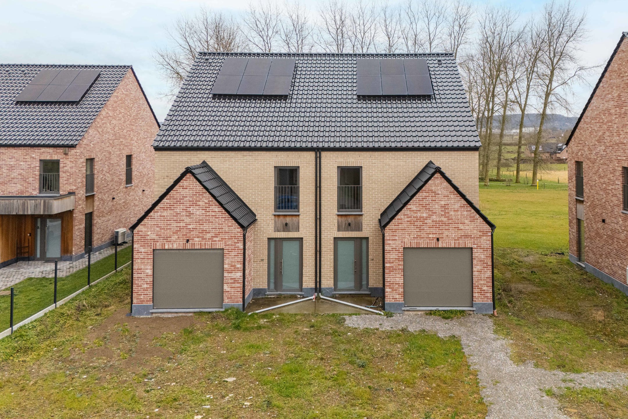 Prachtige nieuwbouwwoning omringd door groen en natuur. foto 31