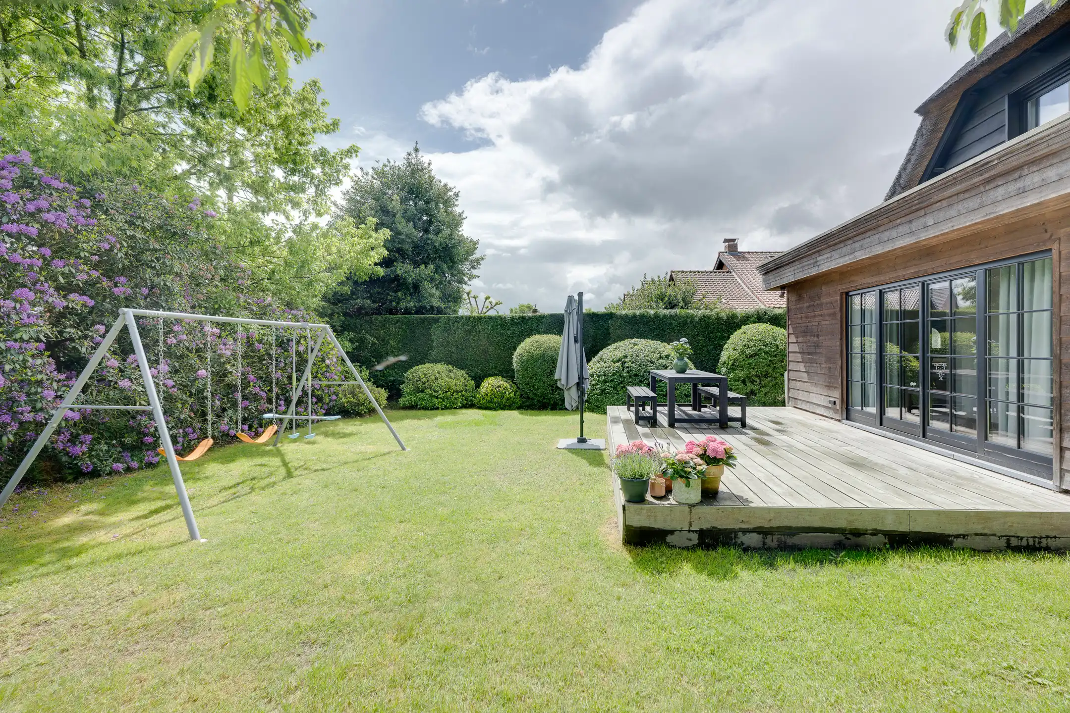 Prachtige rietgedekte villa te koop foto 16