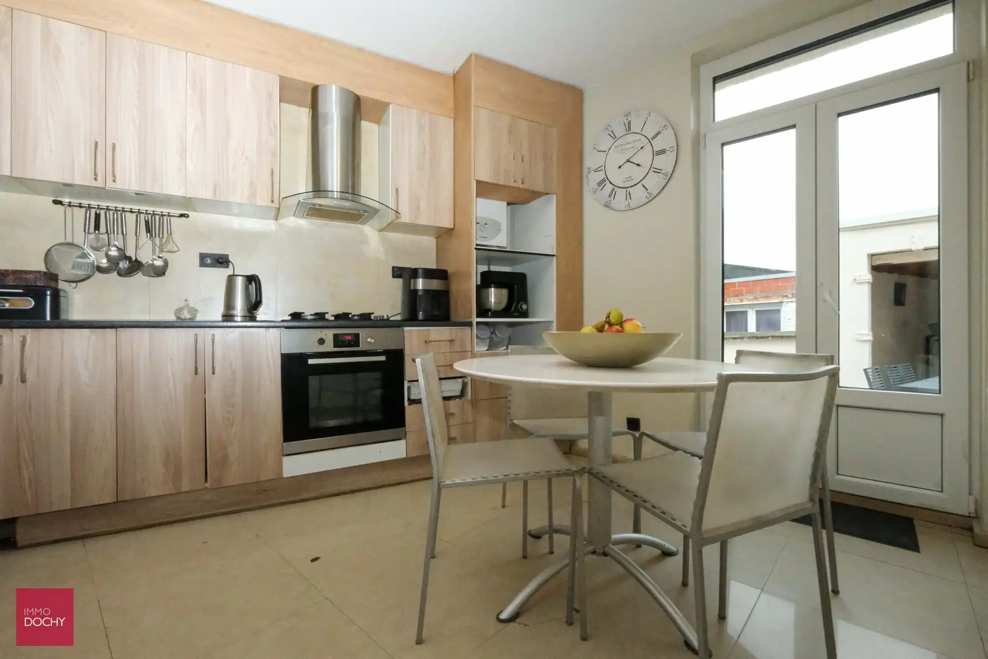 Vernieuwde herenwoning met atelier/magazijn/handelsruimte en lift centrum Kortrijk foto 11