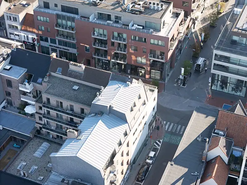 Exclusieve duplex met 210 m² woonbeleving in hartje Roeselare ROESELARE STADSKERN | RECENT LUXUEUS VERNIEUWD | 2 À 3 SLAAPKAMERS | 2 TERRASSEN | 210 m² foto 17