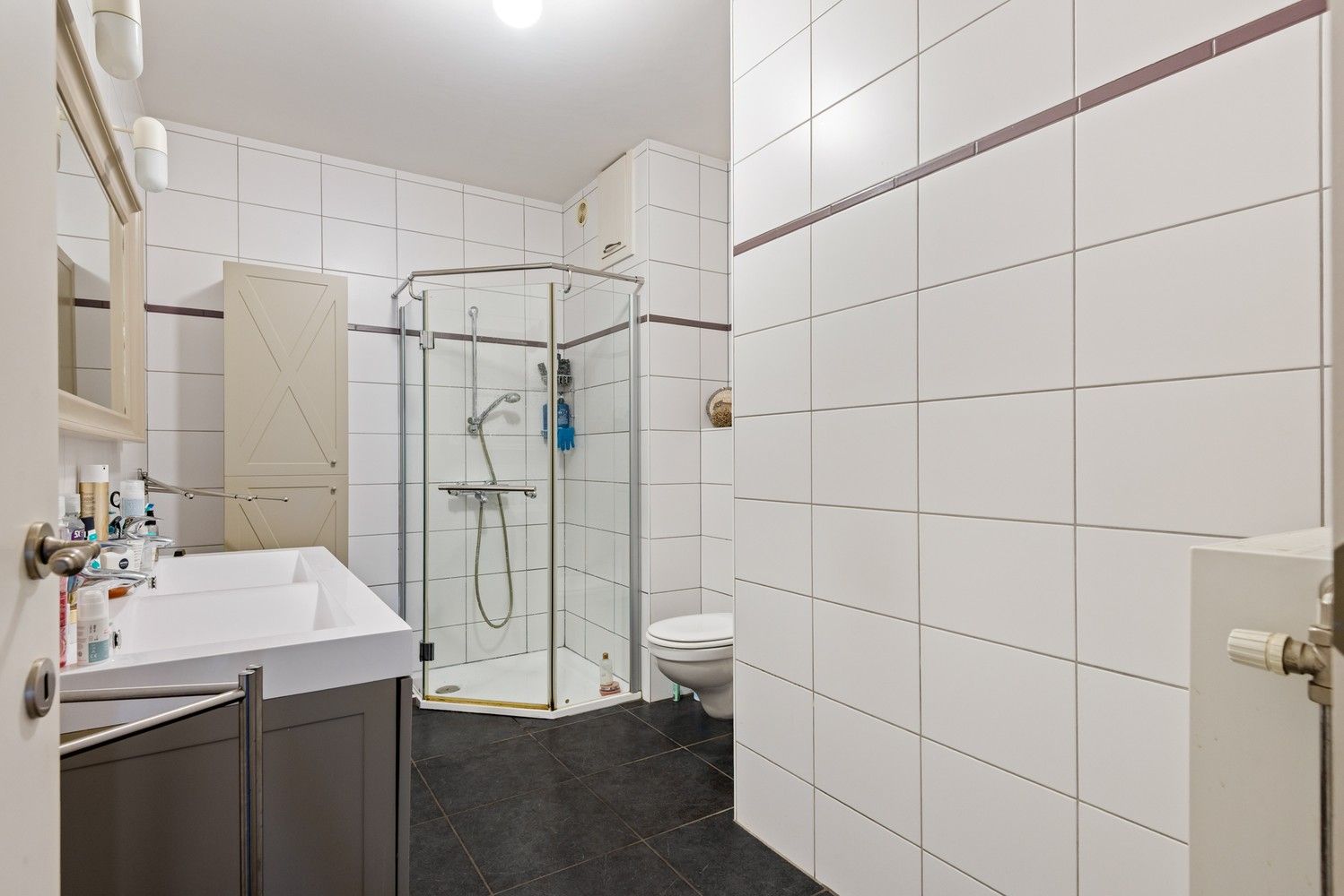 Instapklaar 3SLPK appartement met 2 terrassen en garagebox in Berchem! foto 17