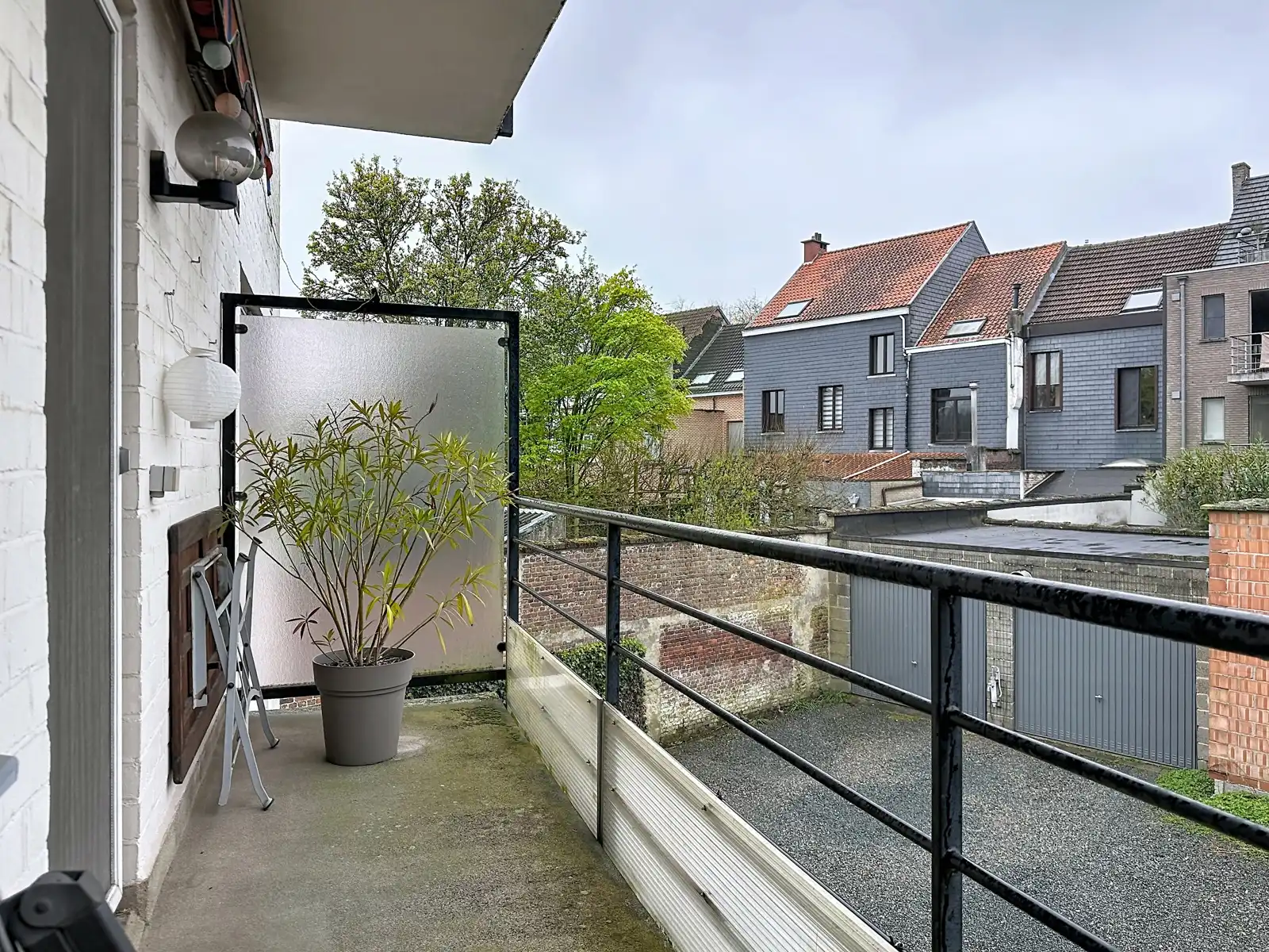 Appartement met drie slaapkamers.  Optie tot garage foto 24