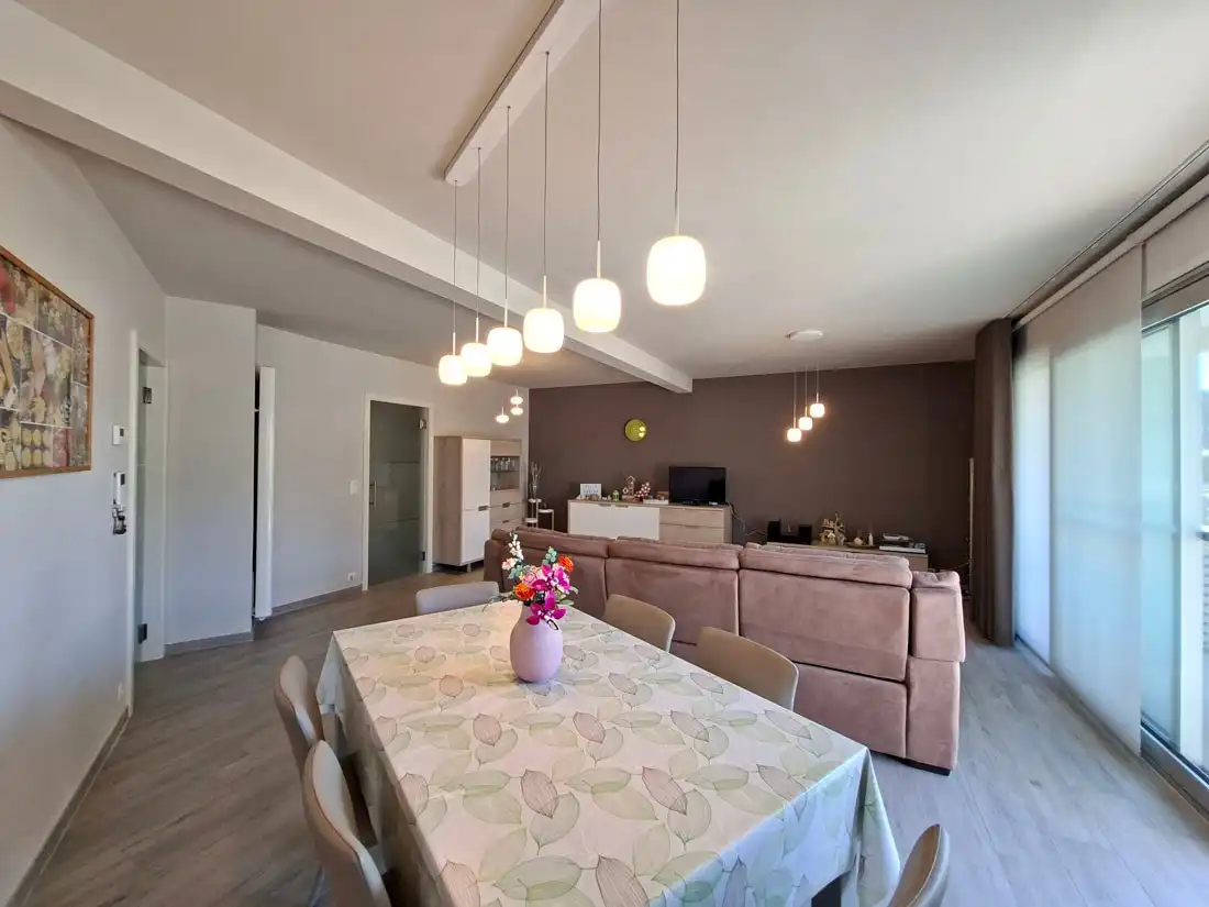 Instapklaar, smaakvol gerenoveerd appartement te Zonhoven foto 7