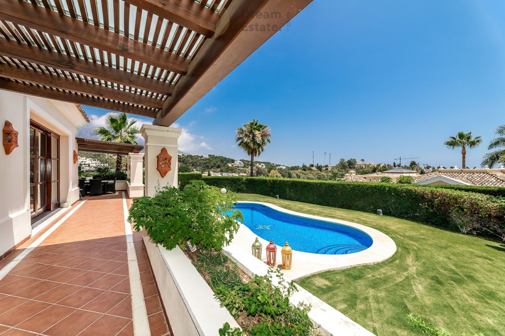 Villa met mooi uitzicht op de bergen en zee te Nueva Andalucia, Marbella foto 4