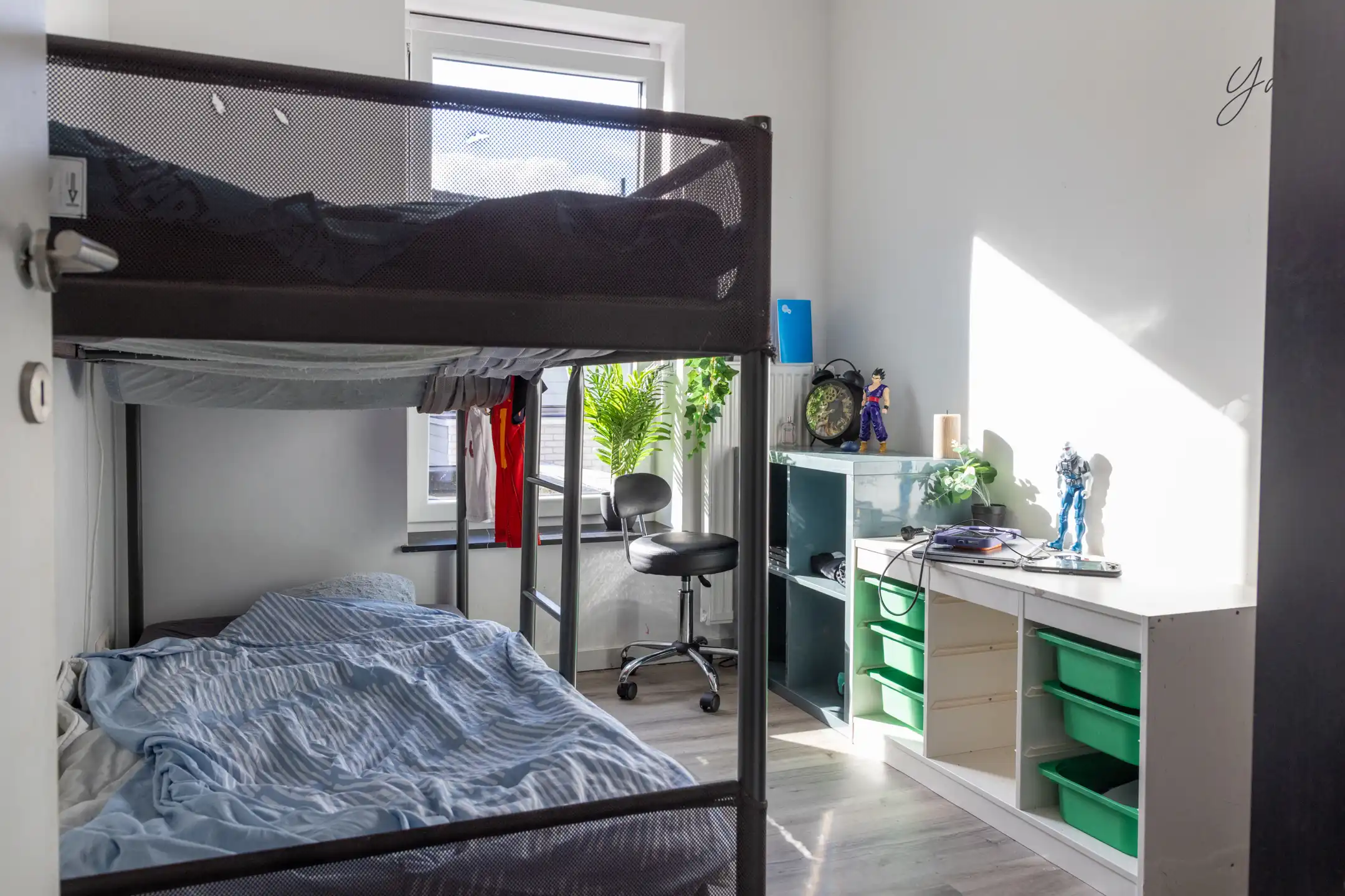 Smaakvol gerenoveerde, instapklare woning met 3 slaapkamers in het hartje van Temse foto 14