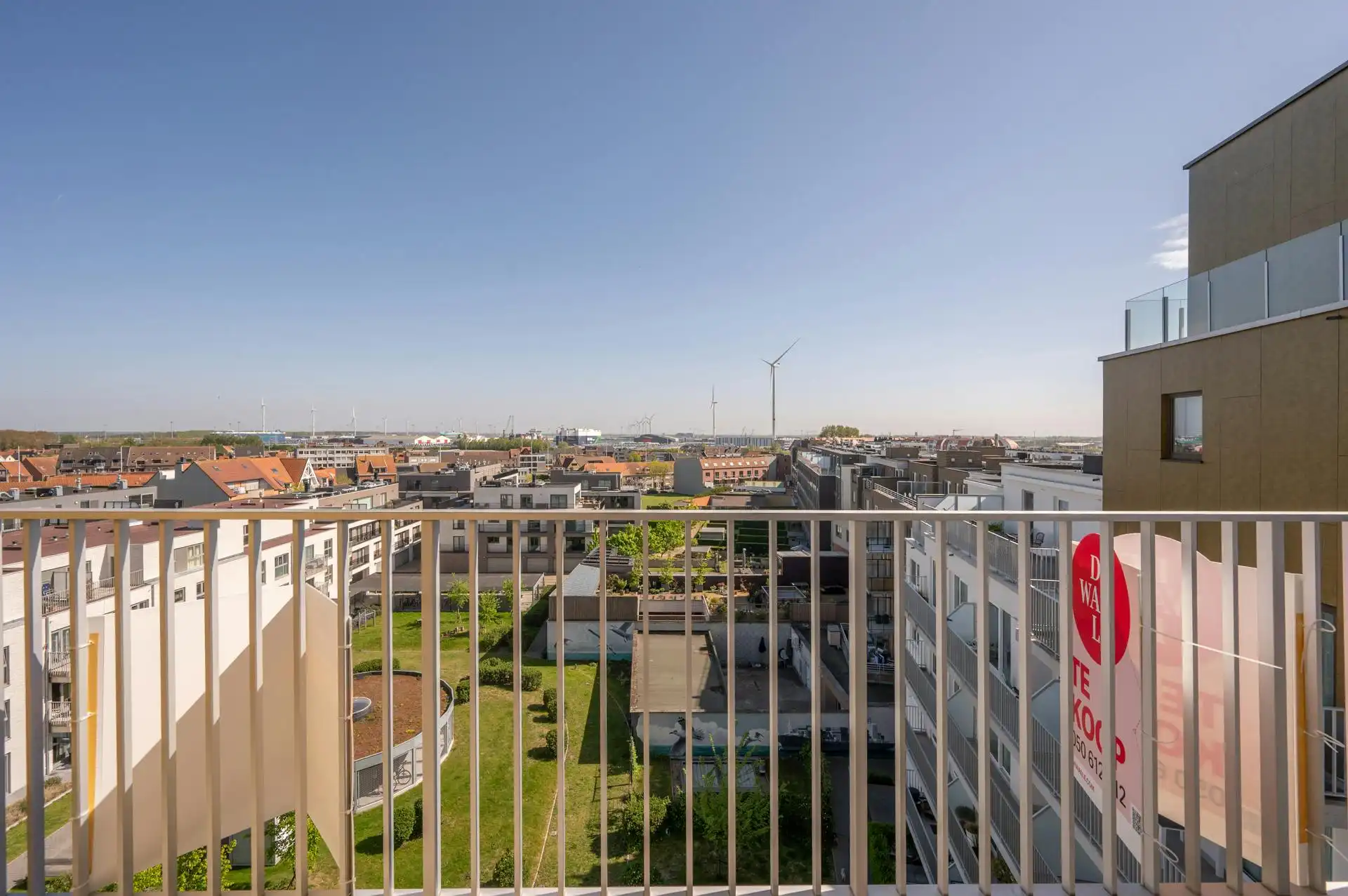Ruim appartement met terras en zicht op jachthaven te koop foto 21