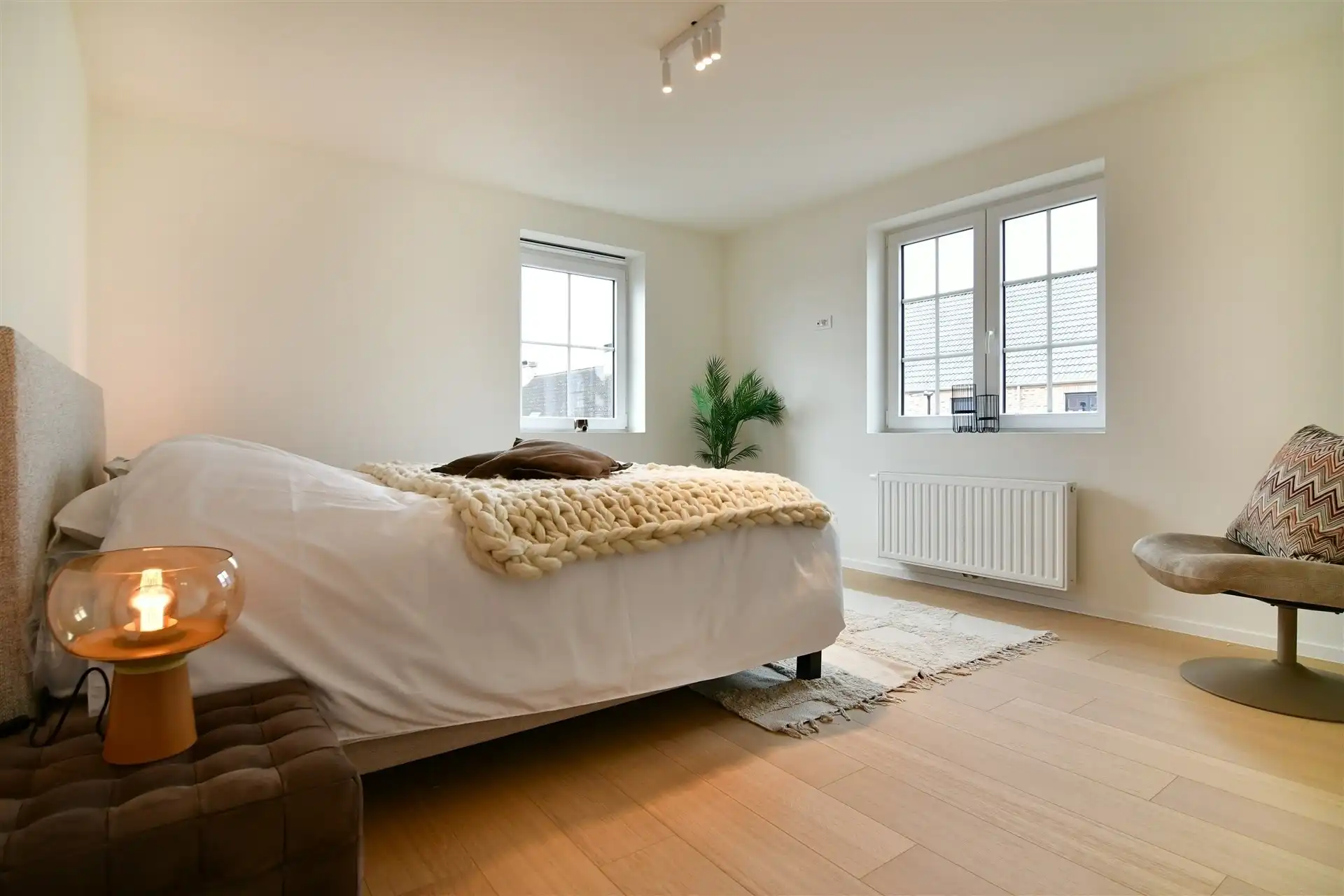 Energiezuinige halfopen nieuwbouwwoning in het hart van Wetteren foto 13