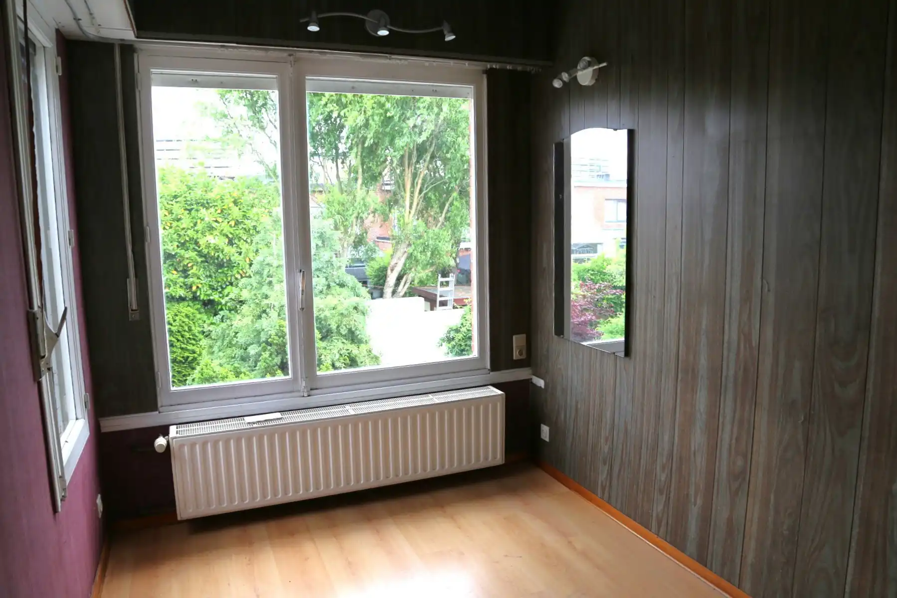 Huis met toffe buitenruimte in rustige en groene straat.   foto 13