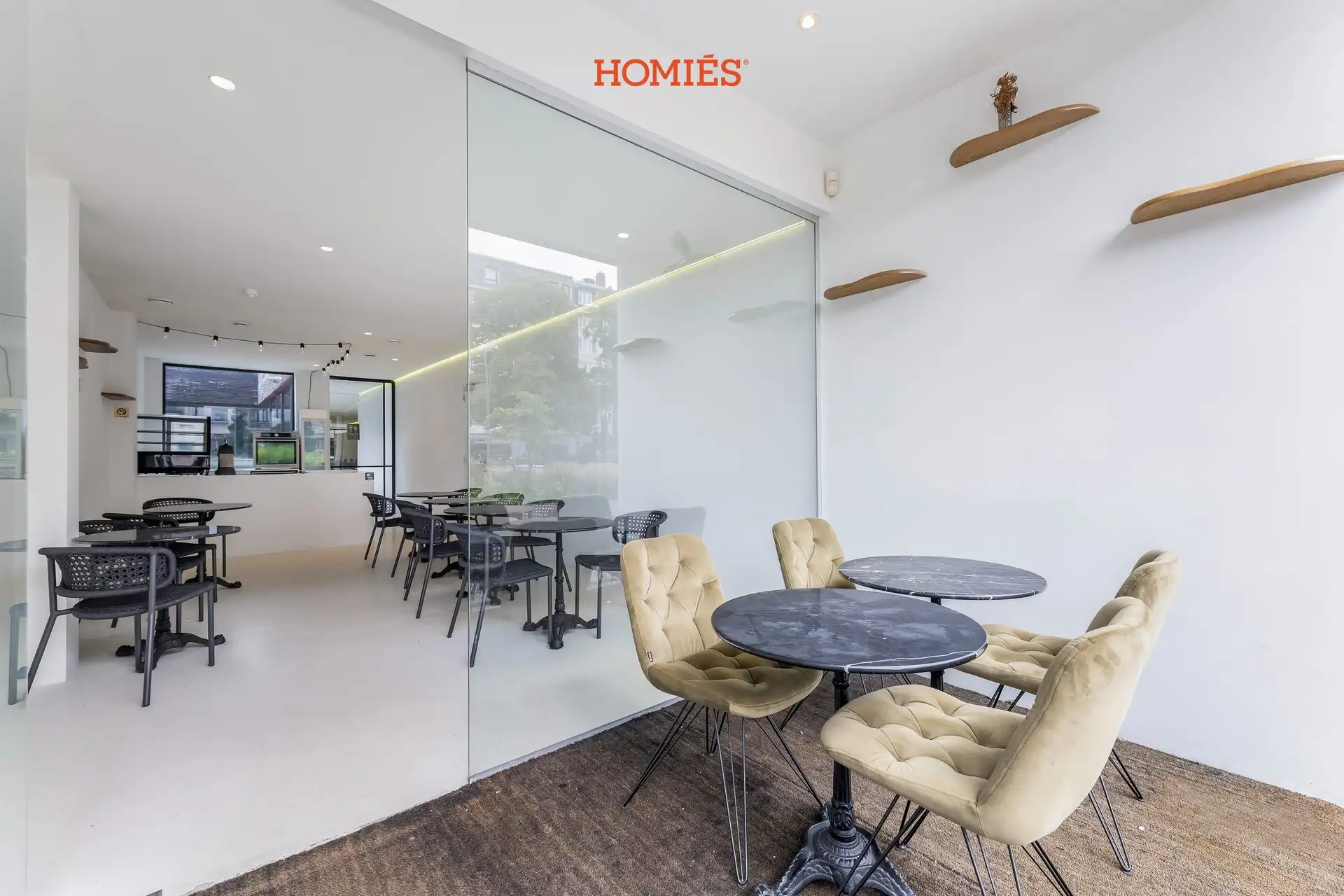 Charmant handelspand te huur in hartje Leuven foto 3