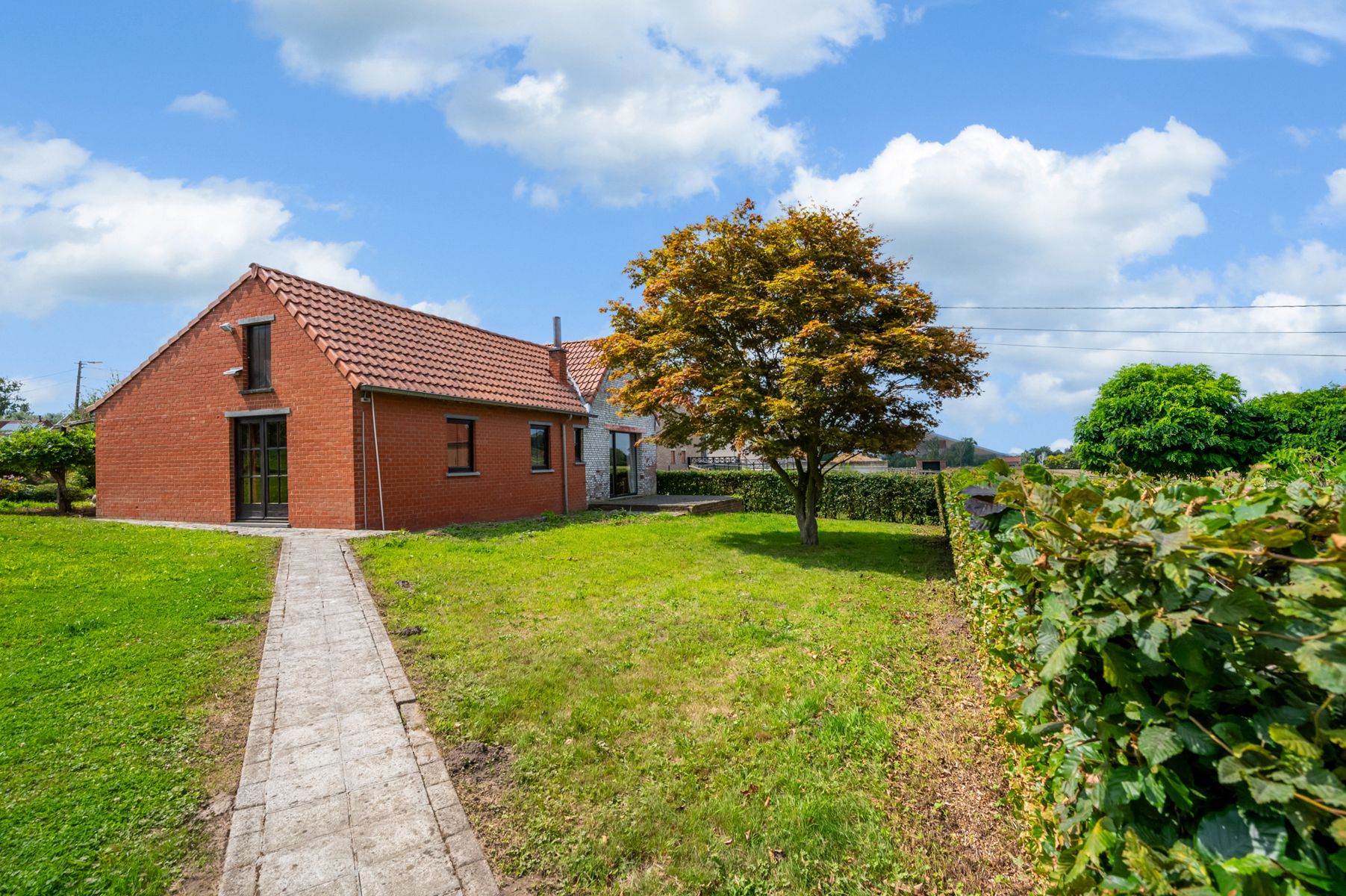 Landelijk gelegen renovatieproject met prachtig uitzicht  foto 5