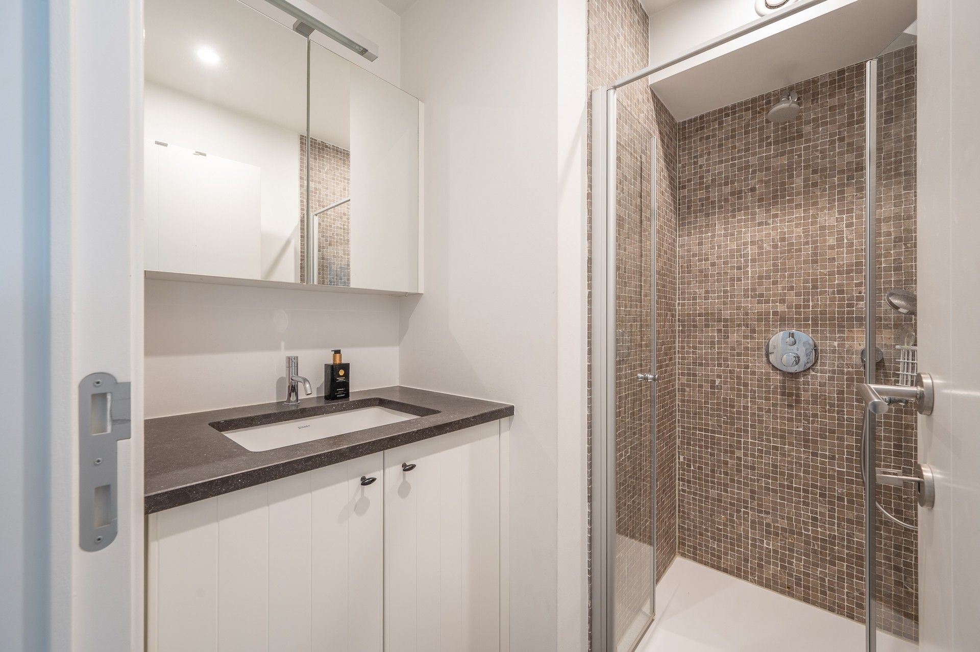 Prachtig appartement met zijdelings zeezicht aan het Albertstrand foto 21