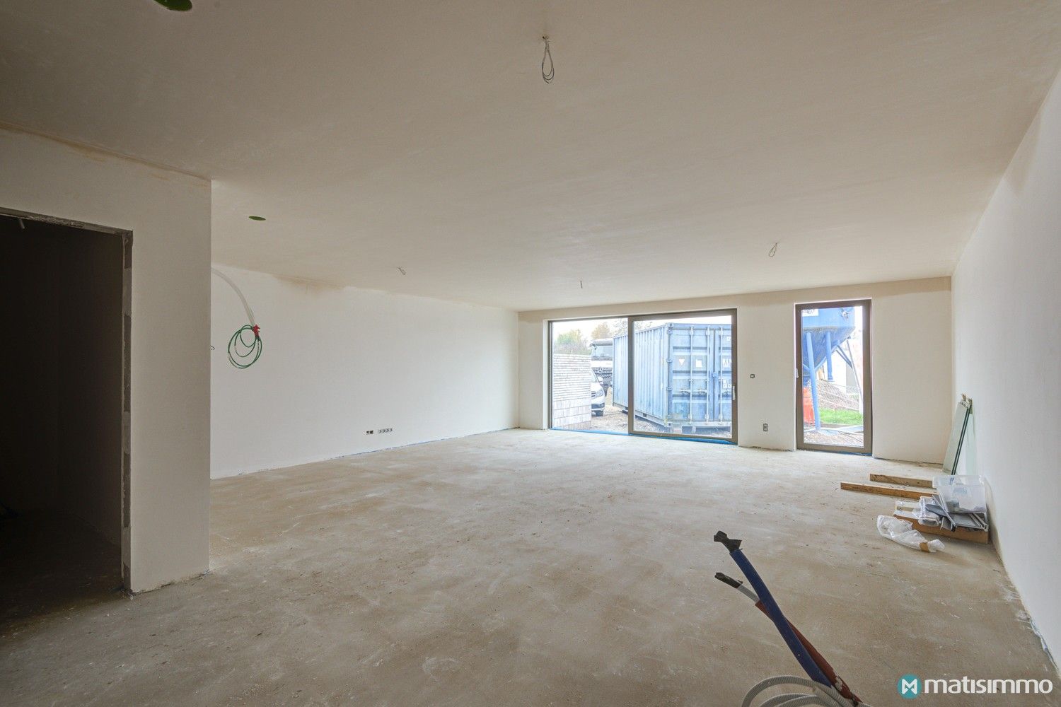 GELIJKVLOERS APPARTEMENT MET 2 SLAAPKAMERS IN NIEUWBOUWPROJECT "BELISA" IN MUNSTERBILZEN foto 3