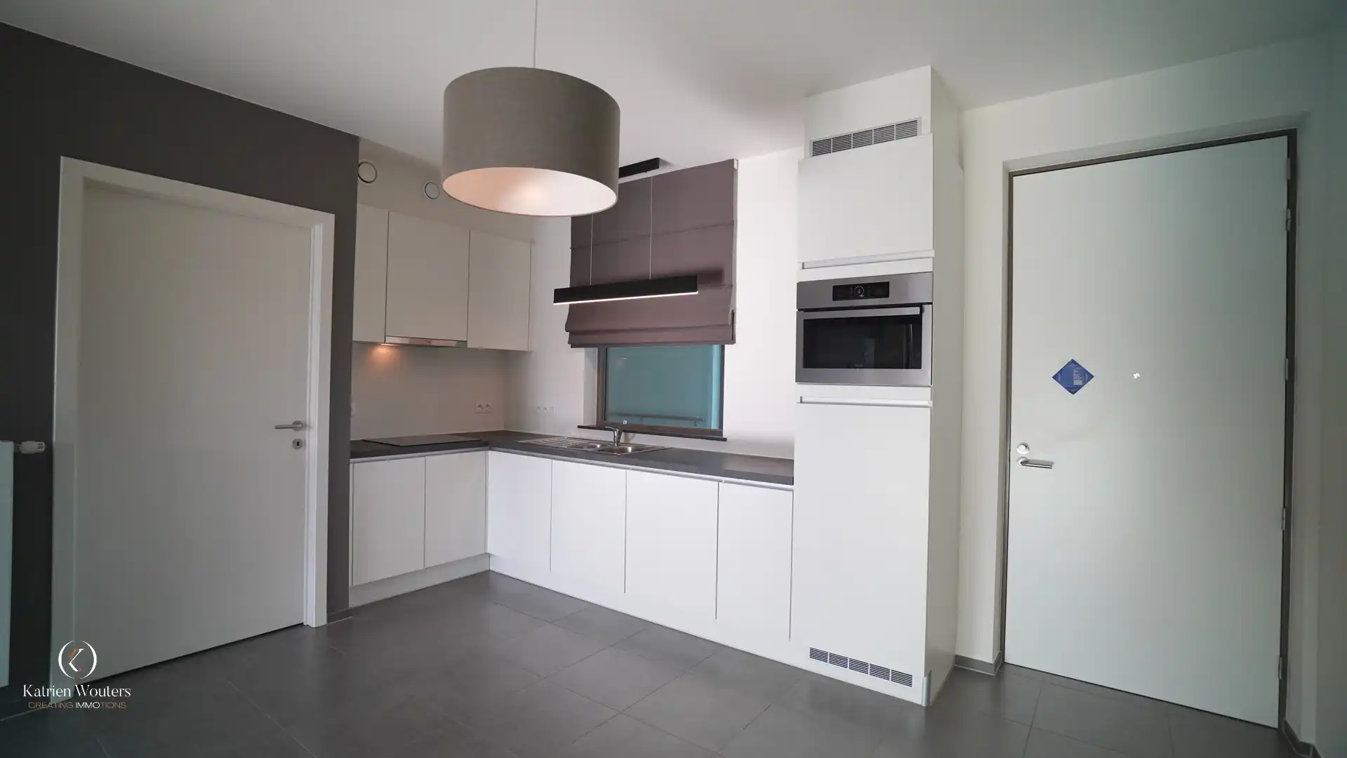 Erkend assistentie-appartement met terras in hartje Wellen foto 5