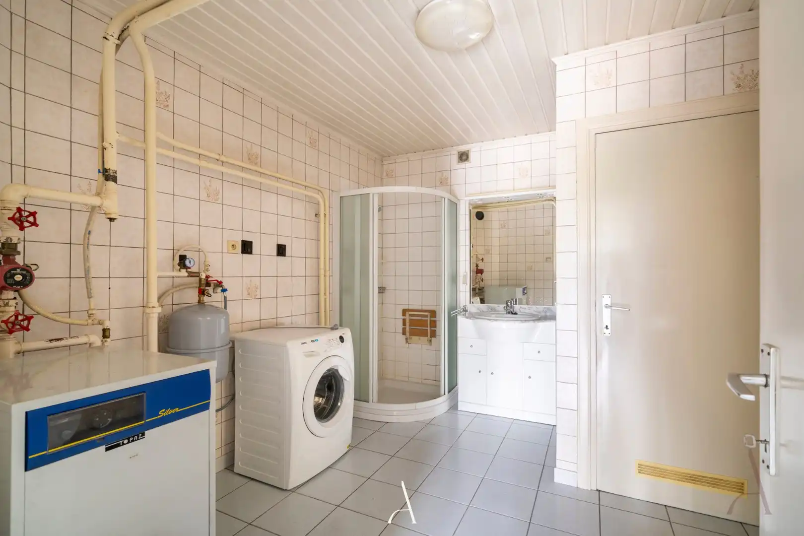 Rustig gelegen bungalow op 1.413 m² aan de rand van natuurgebied Bergerven foto 12
