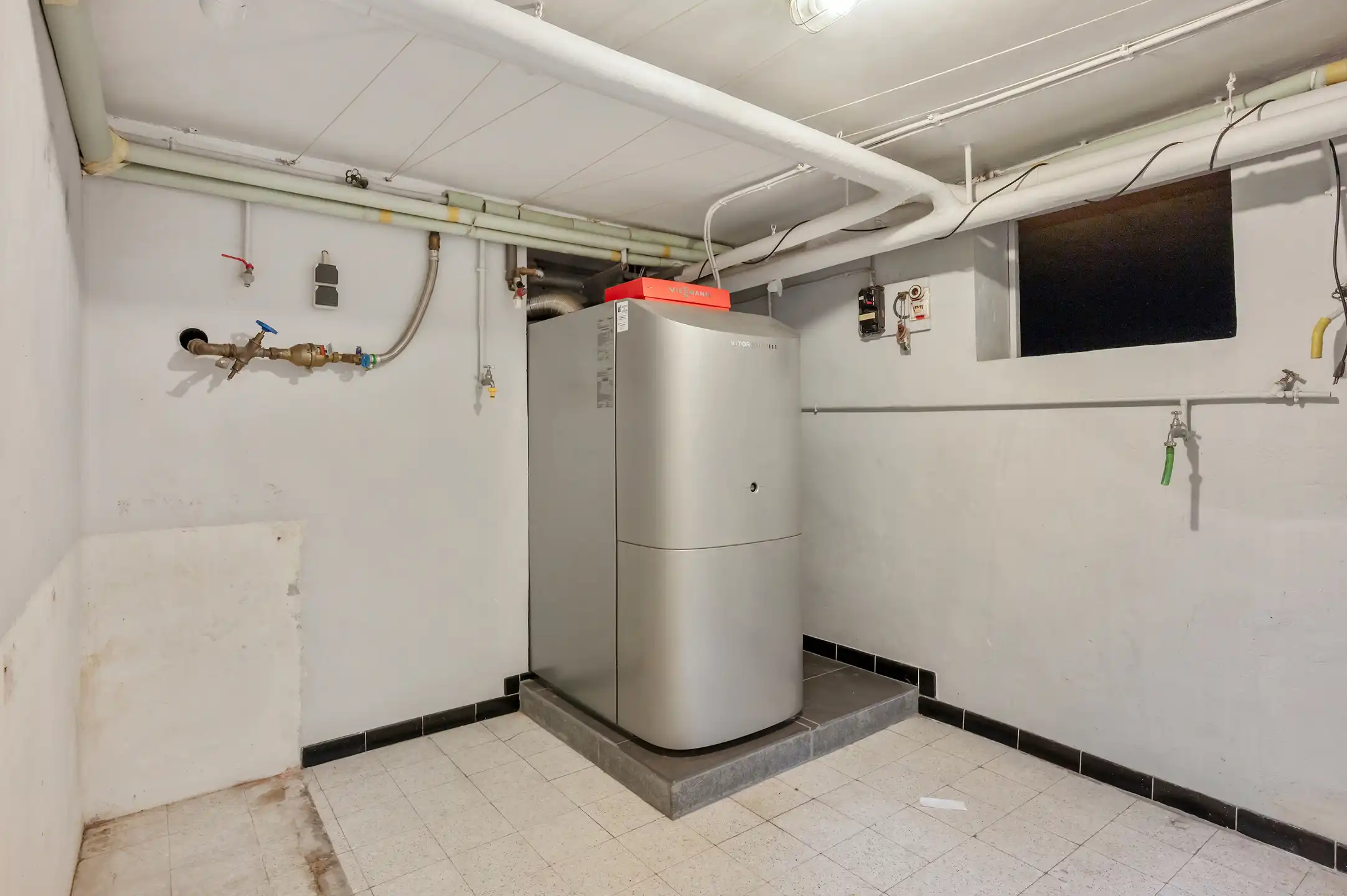 Goed onderhouden gelijkvloerse woning met 4 slaapkamers foto 22