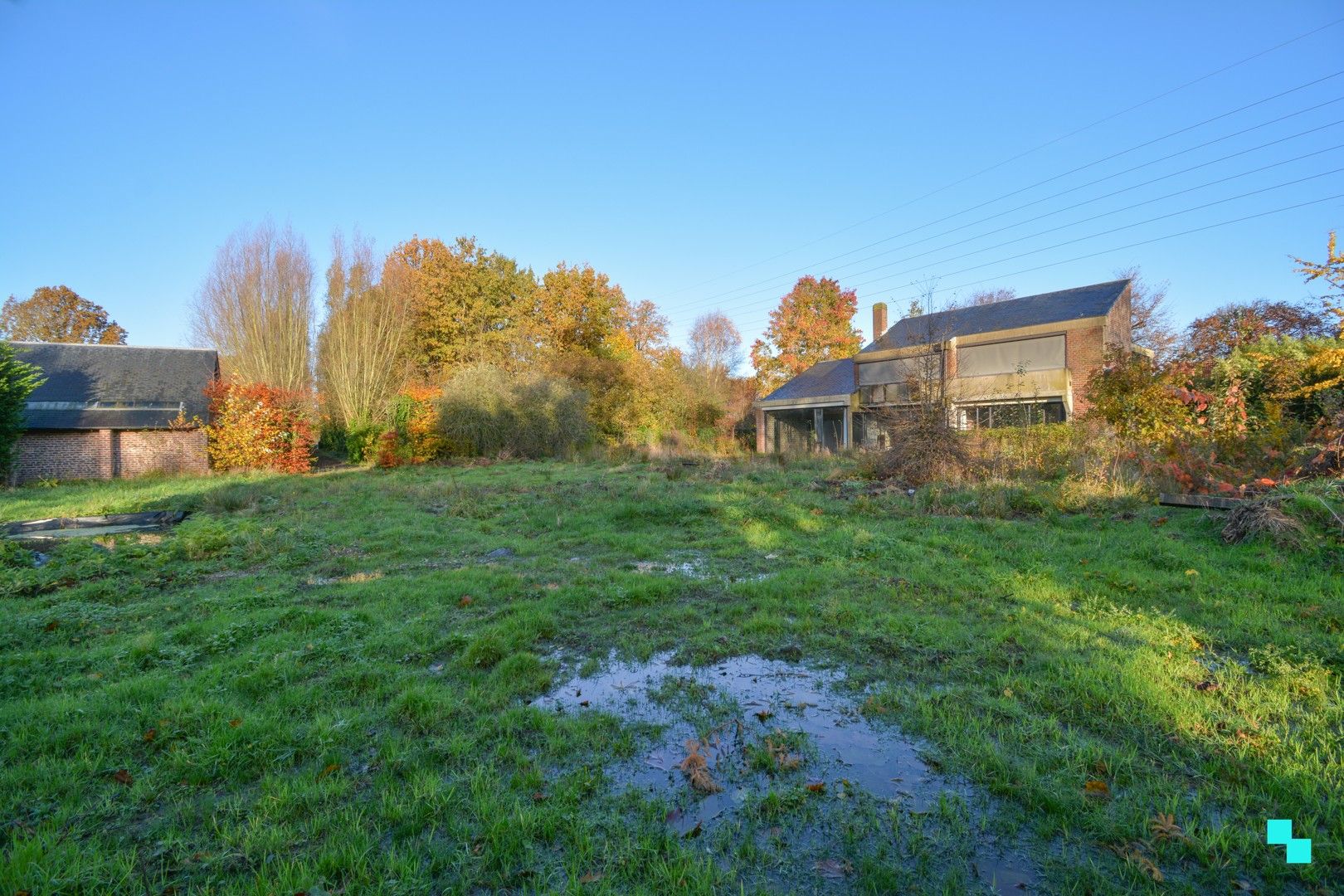 Unieke te renoveren woning / bouwgrond, rustig en groen gelegen te Wallemote foto 5