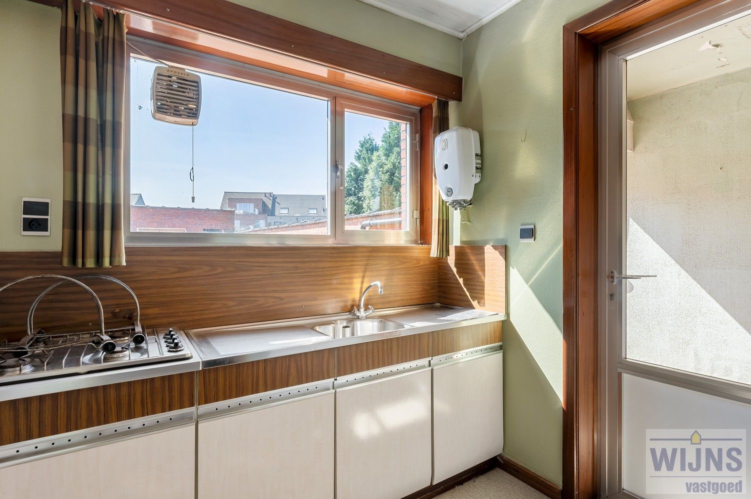 Te renoveren woning met 3 slaapkamers en tuin foto 6