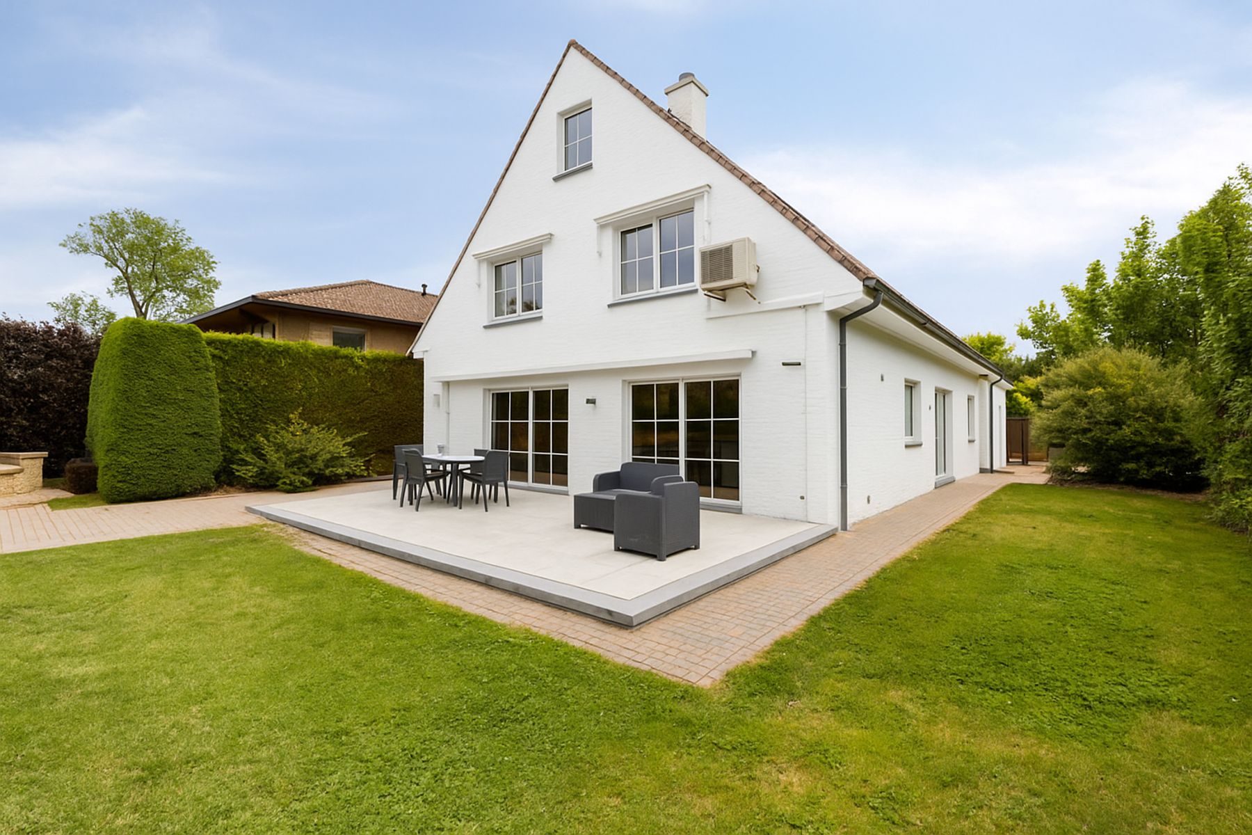 Luxe villa op een rustige toplocatie... foto 2