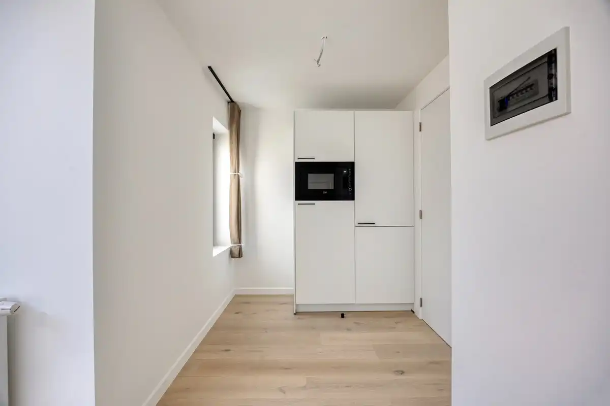 Volledig gerenoveerd en gemeubelde studentenkamer met privé badkamer en tuin - EPC A!  foto 29