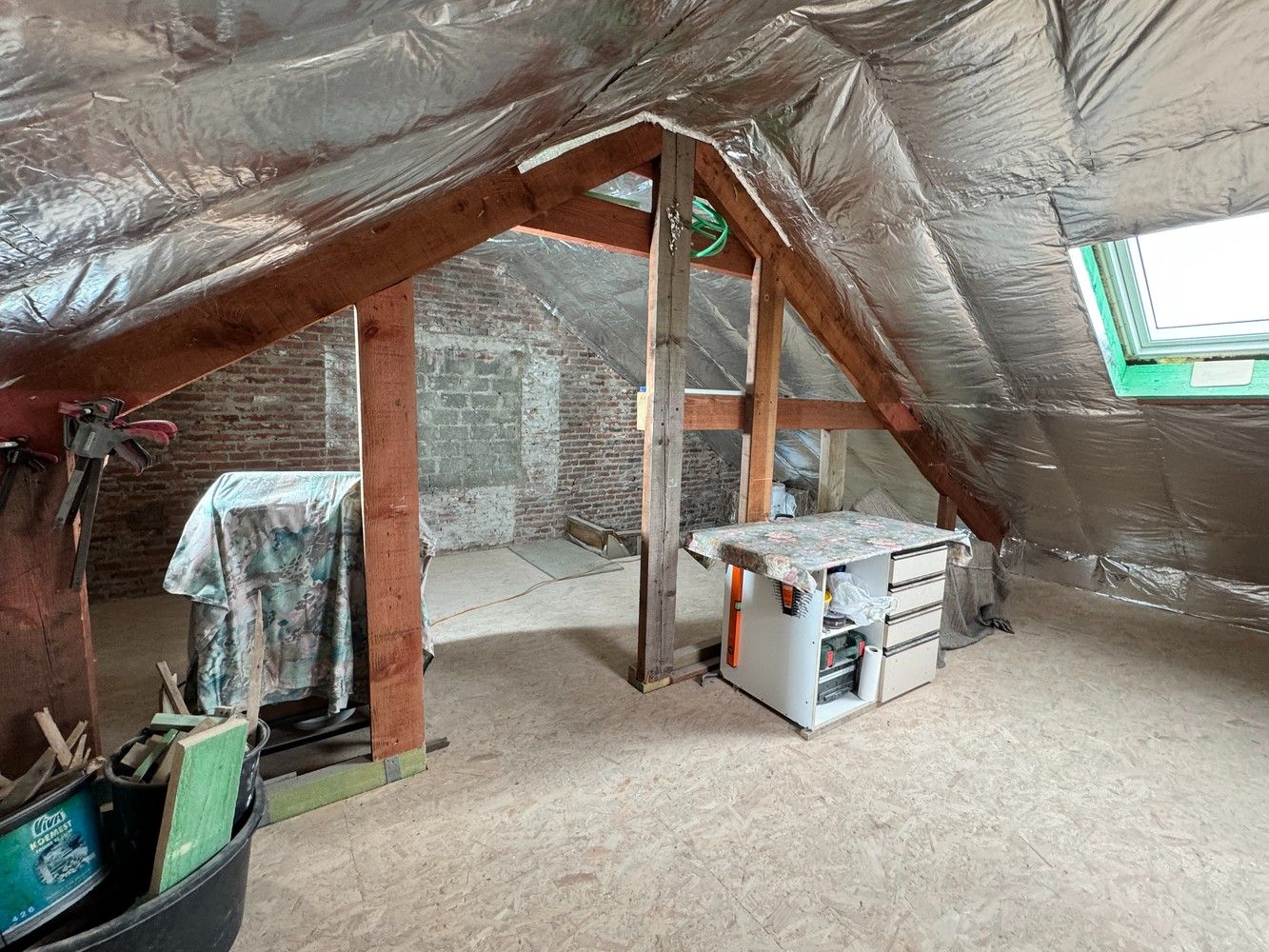 🏡  Casco woning met bijbouw op royaal perceel van 15a foto 13
