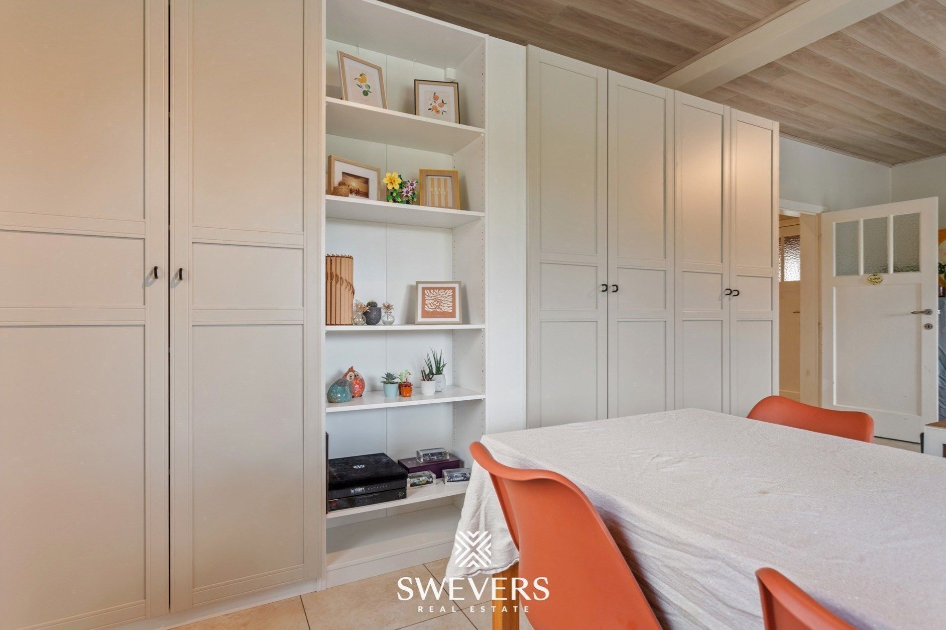 Instapklare woning met 4 slpk vlakbij het centrum van Herk-de-Stad foto 8