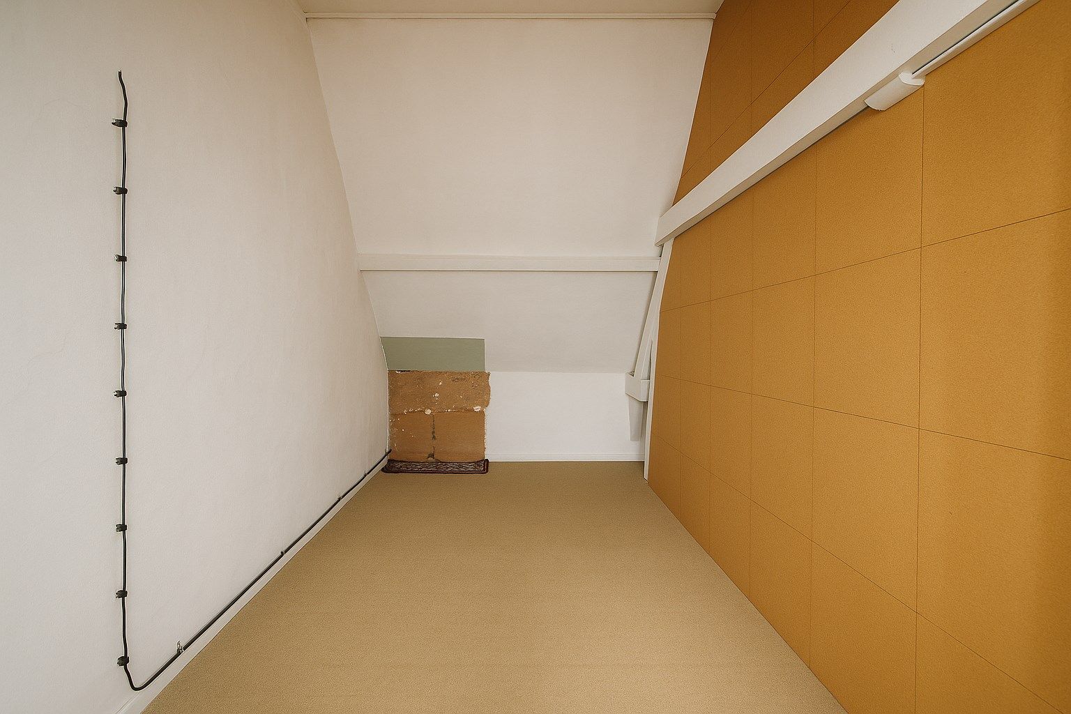 Te koop: Te renoveren woning in het hart van Sint-Niklaas – karakter, ruimte én topligging! foto 17