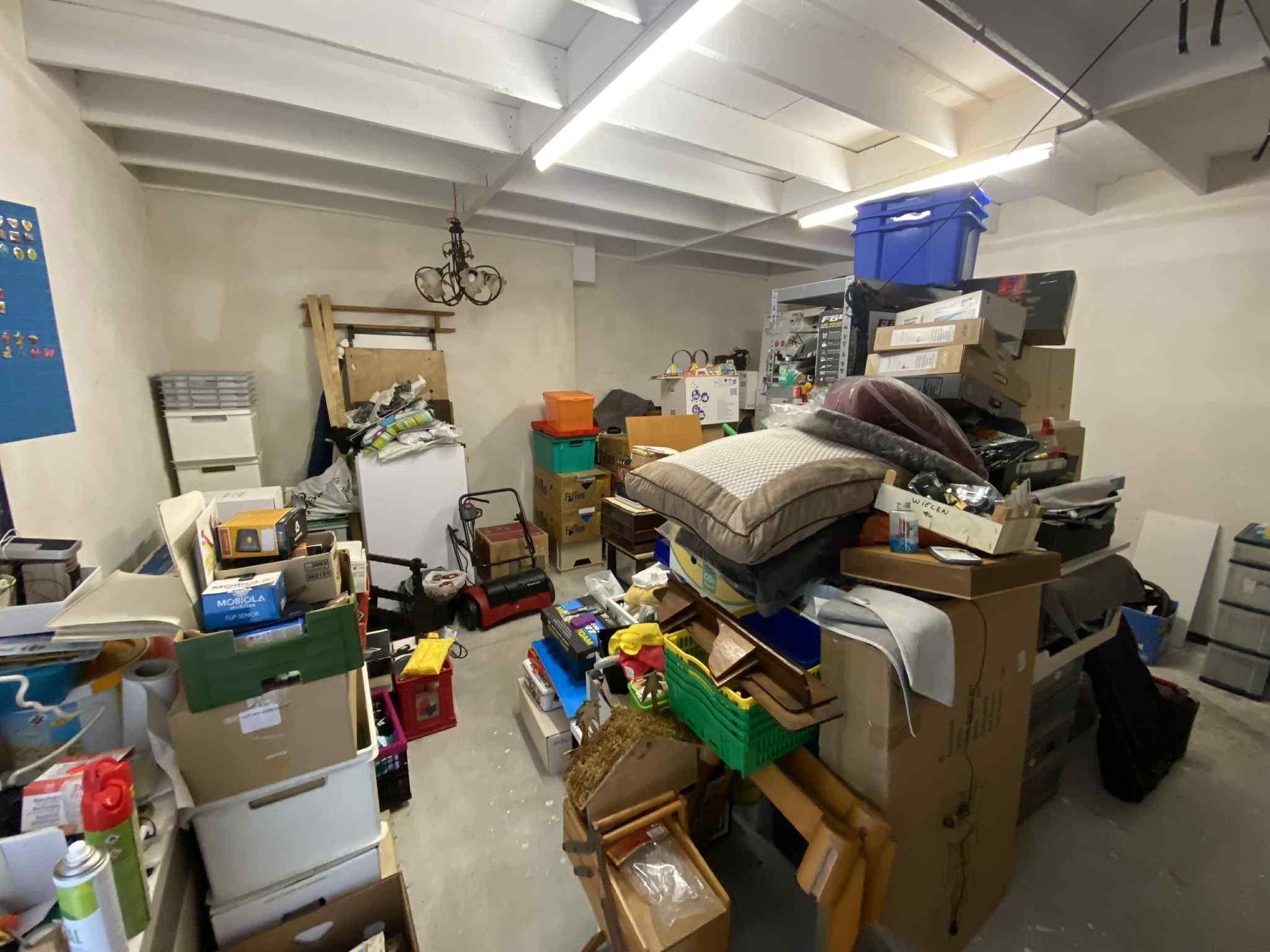 Opslagplaats /garage / magazijn foto 8