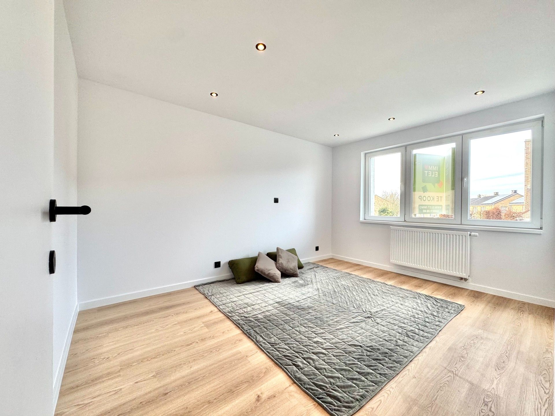 GERENOVEERDE WONING MET TUIN & GARAGE - 444 M² foto 23