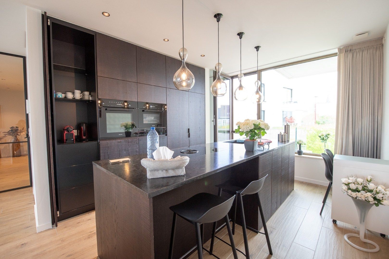 Luxueus appartement nabij de markt van Deinze. foto 6