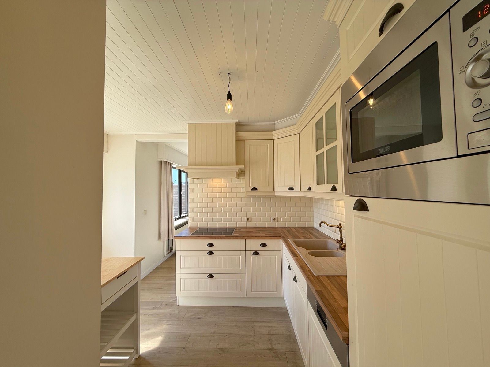 Woning met 3 slaapkamers, tuin en garage foto 7